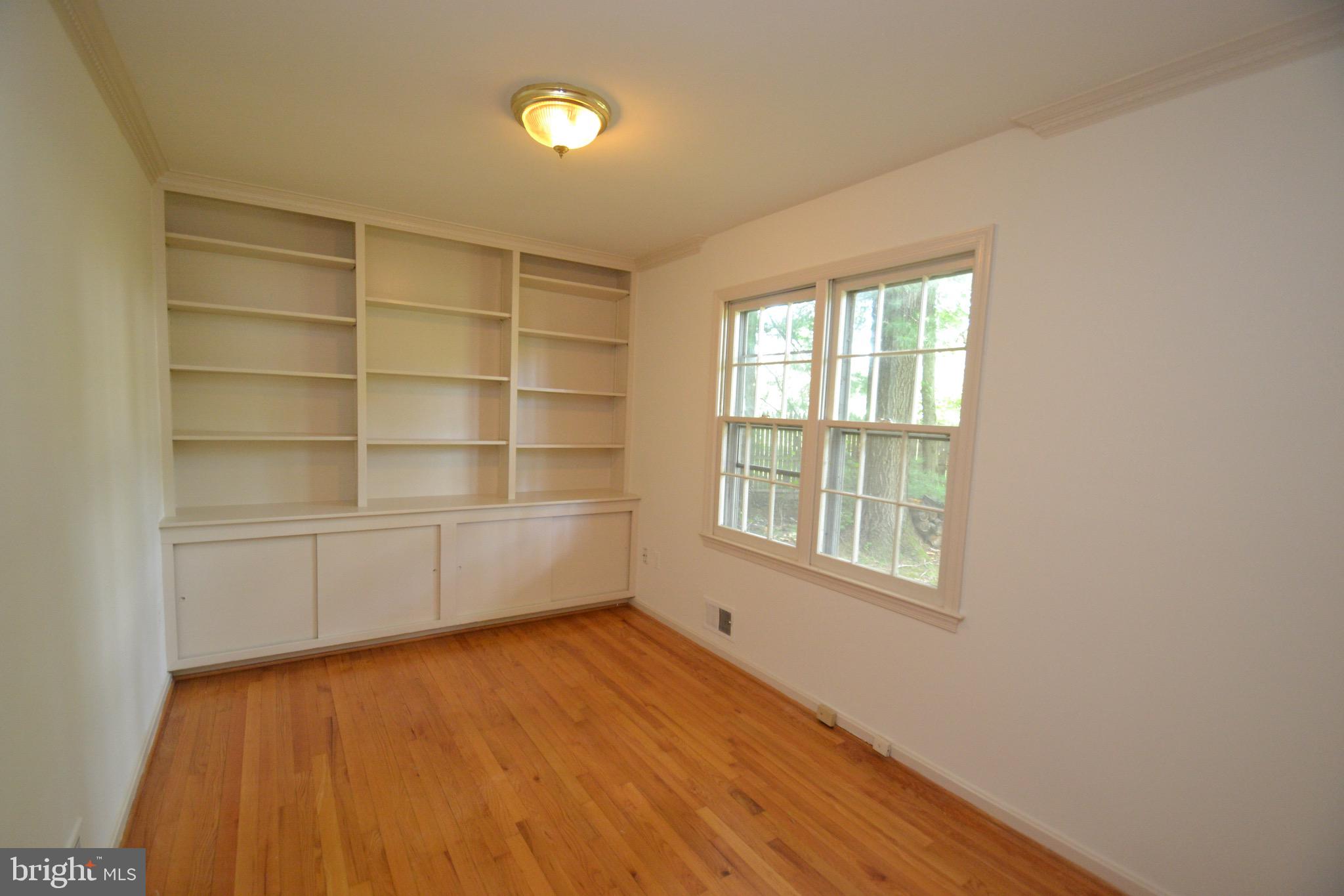 SPRING LAKE - Residential Lease