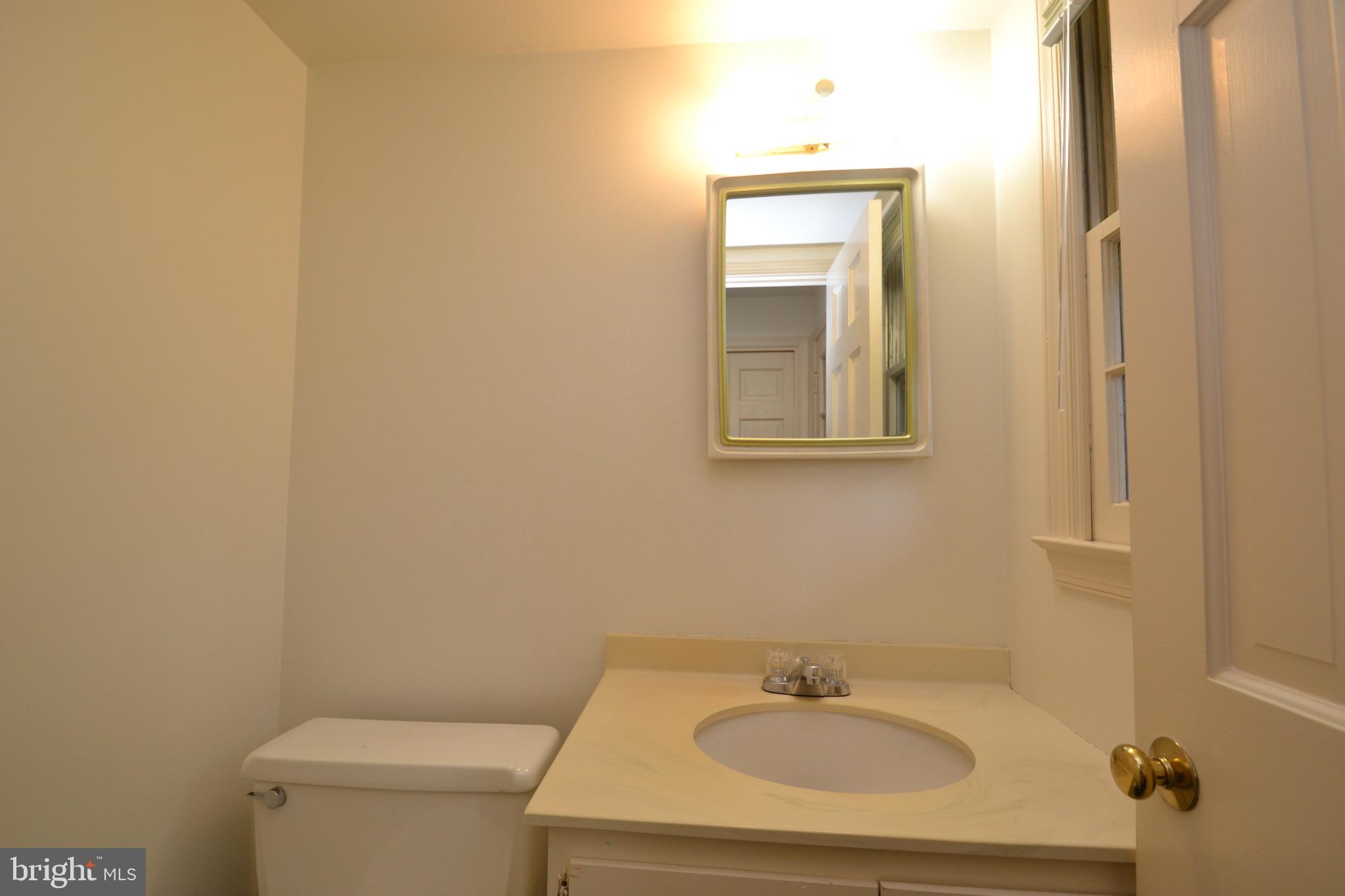 SPRING LAKE - Residential Lease