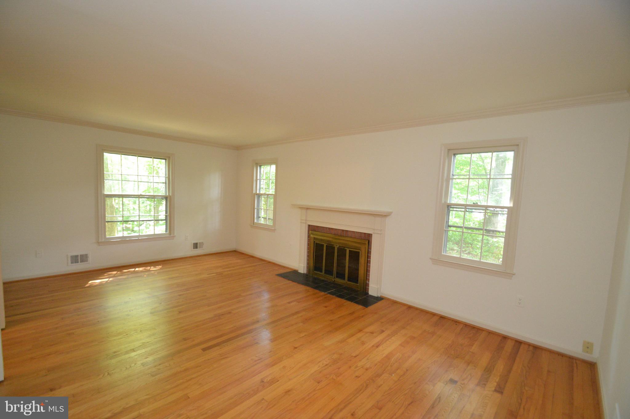 SPRING LAKE - Residential Lease