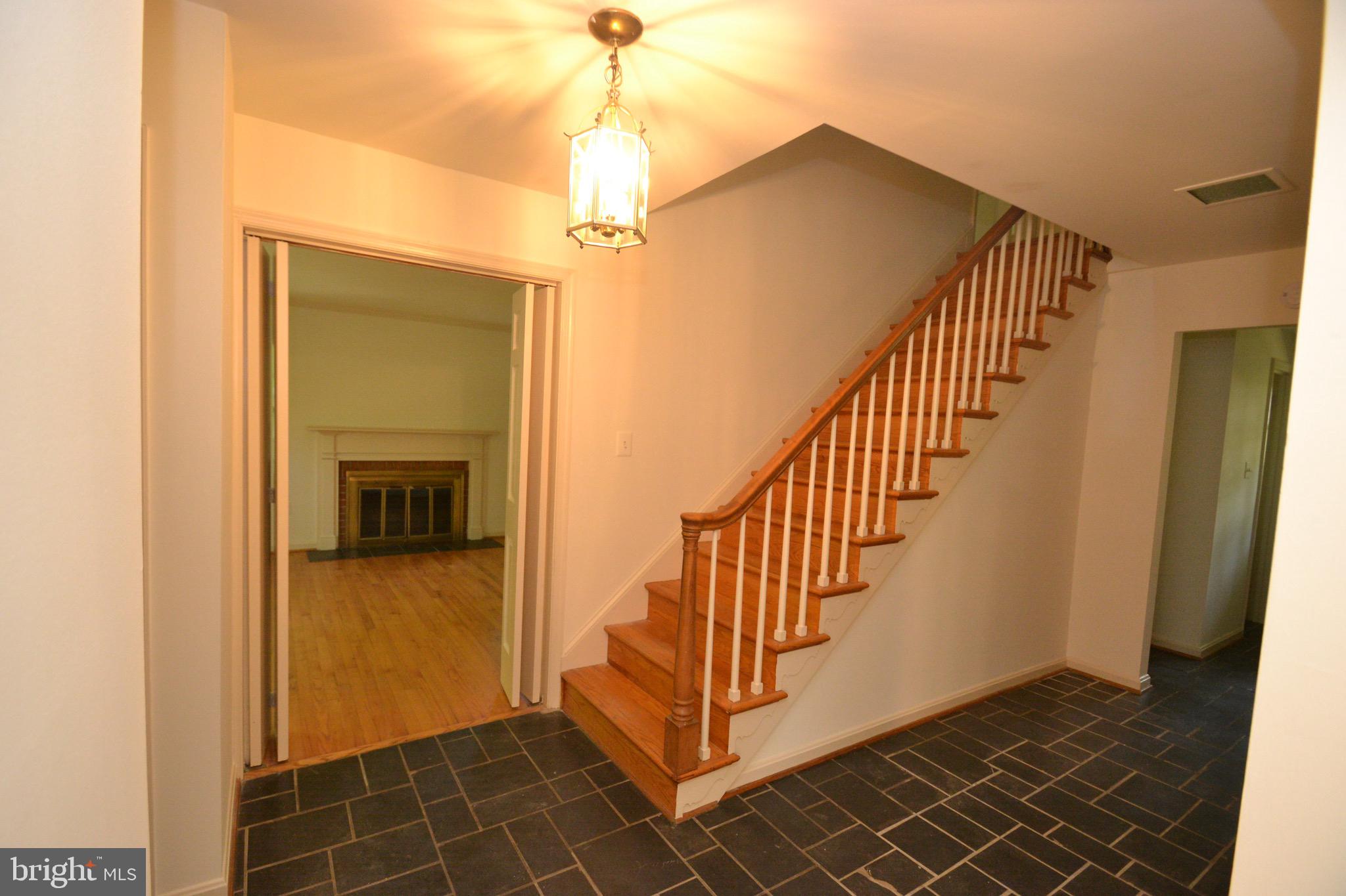 SPRING LAKE - Residential Lease