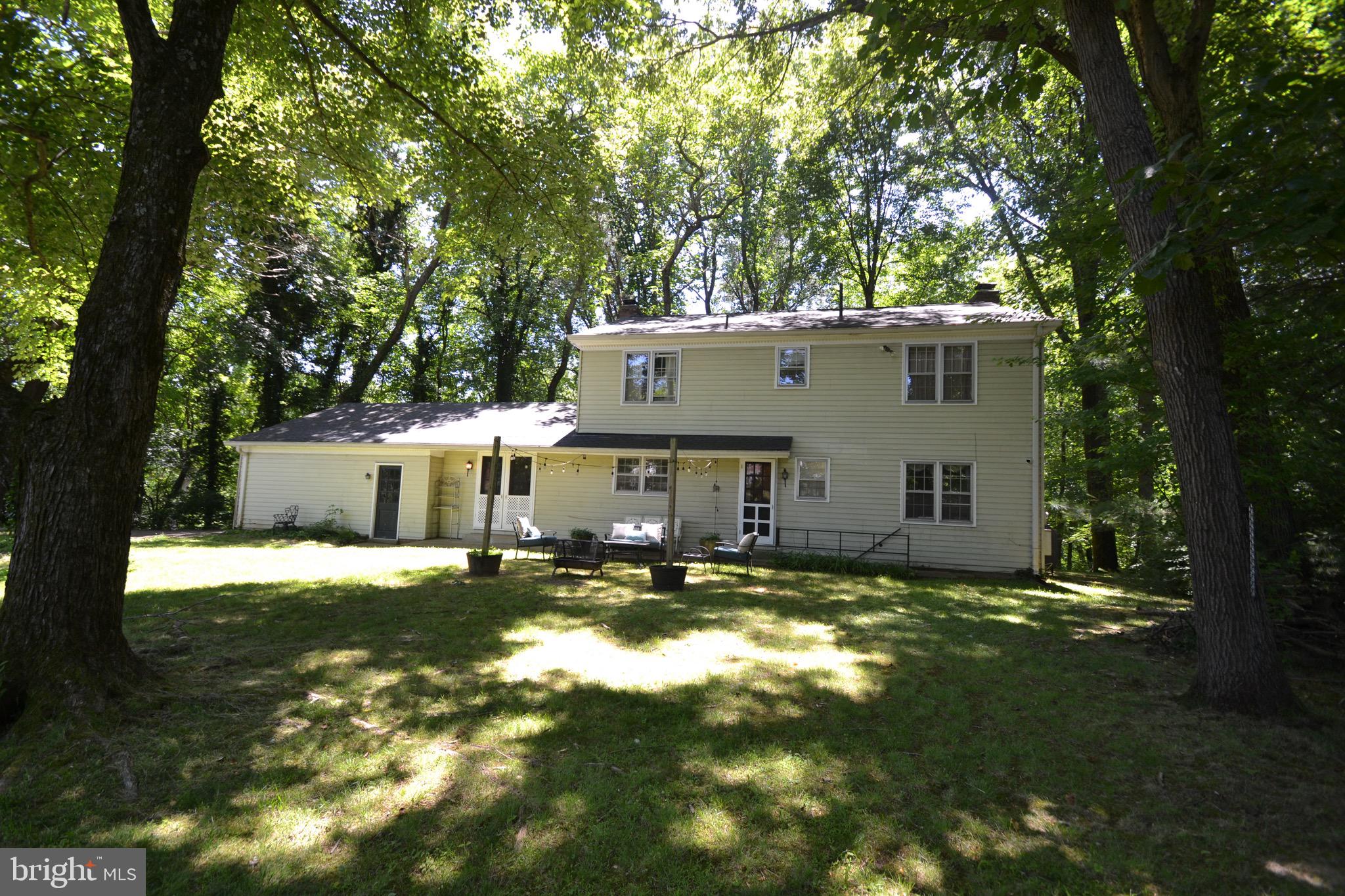 SPRING LAKE - Residential Lease