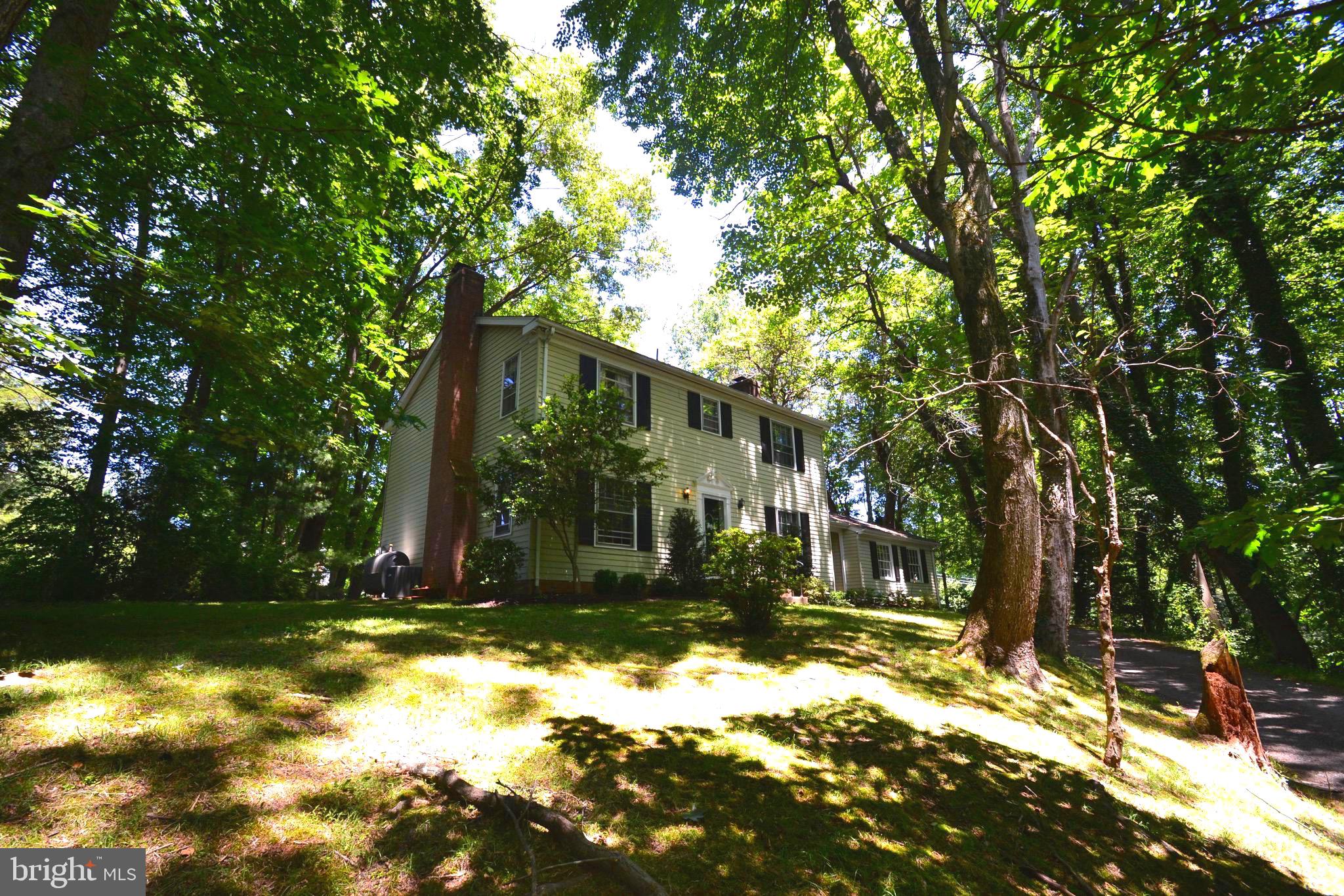 SPRING LAKE - Residential Lease