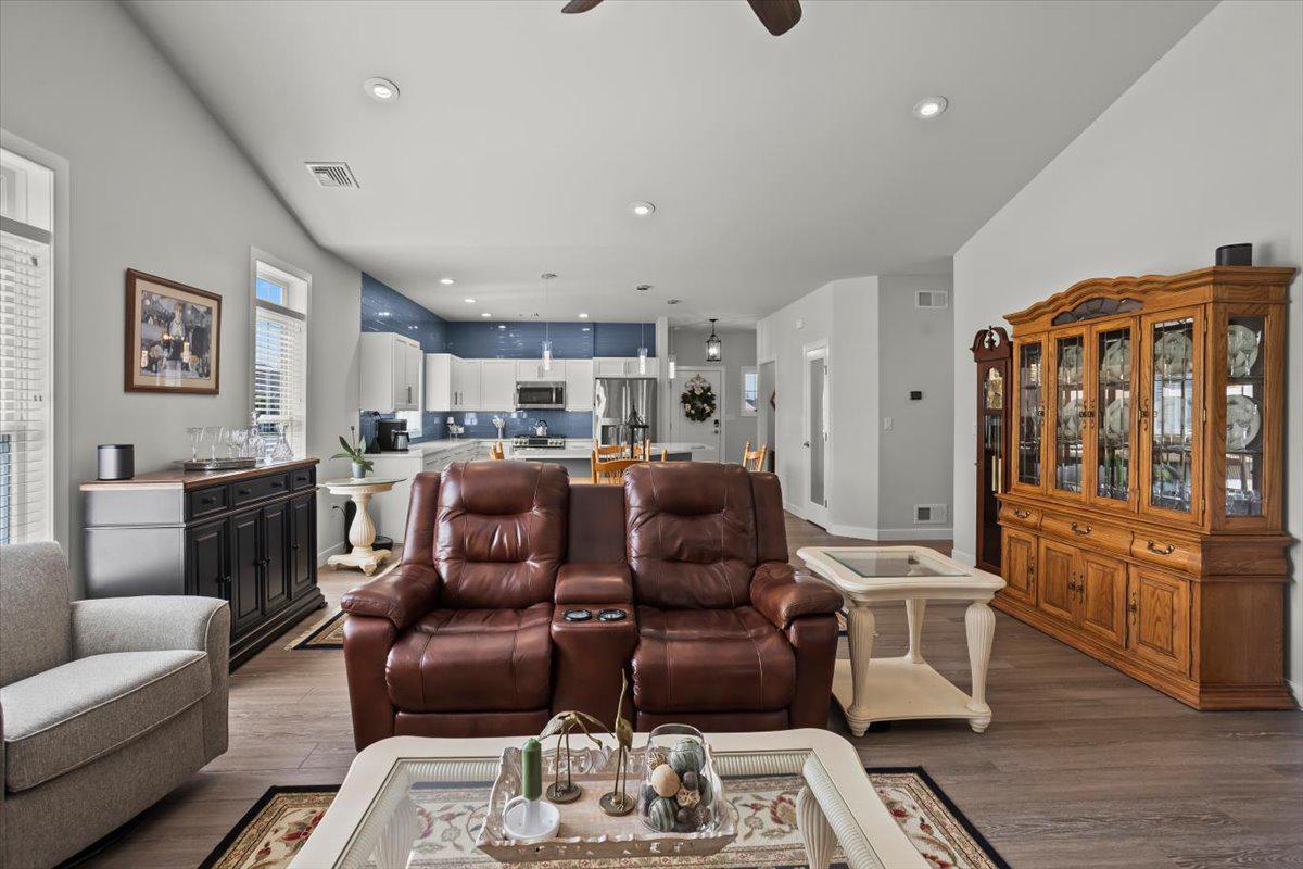 ALDEN PLACE AT CORNWALL - Residential