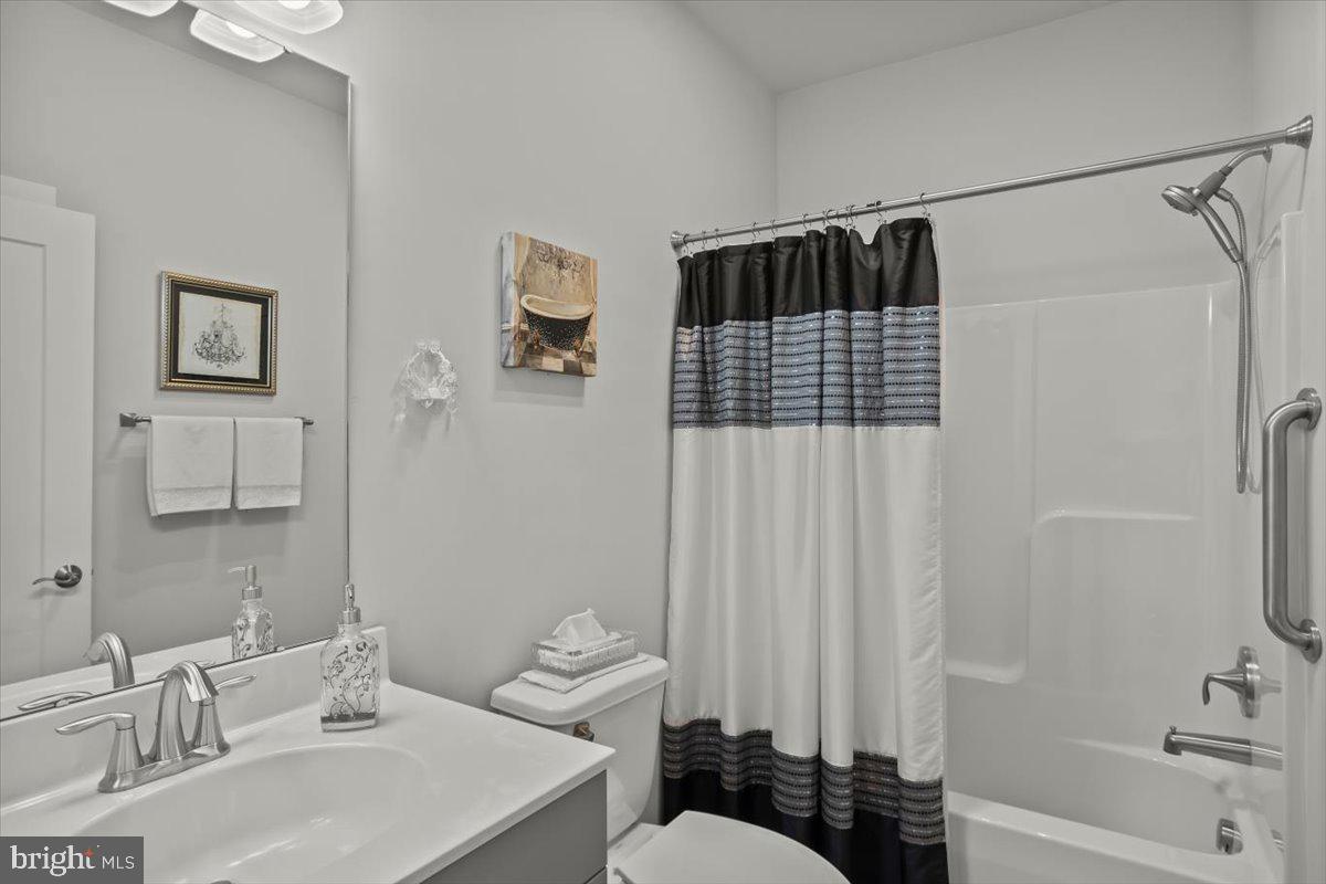 ALDEN PLACE AT CORNWALL - Residential