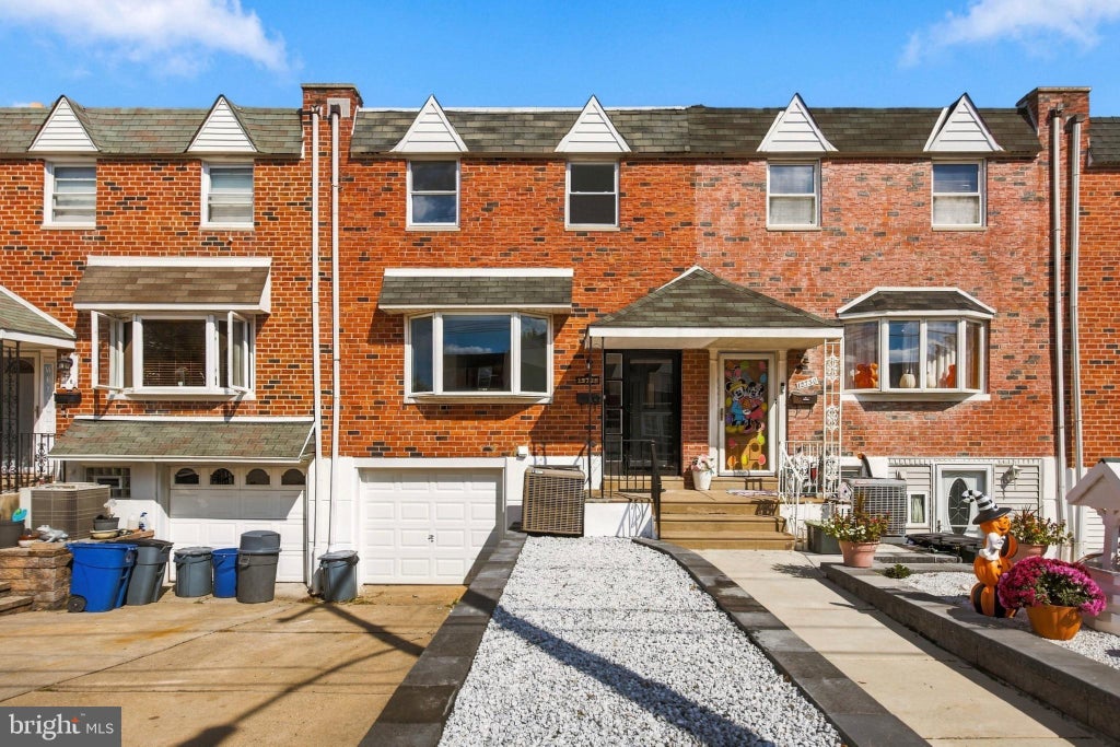 Photo of 12728 Cabell Road, PHILADELPHIA, PA 19154 (MLS # PAPH2677176)