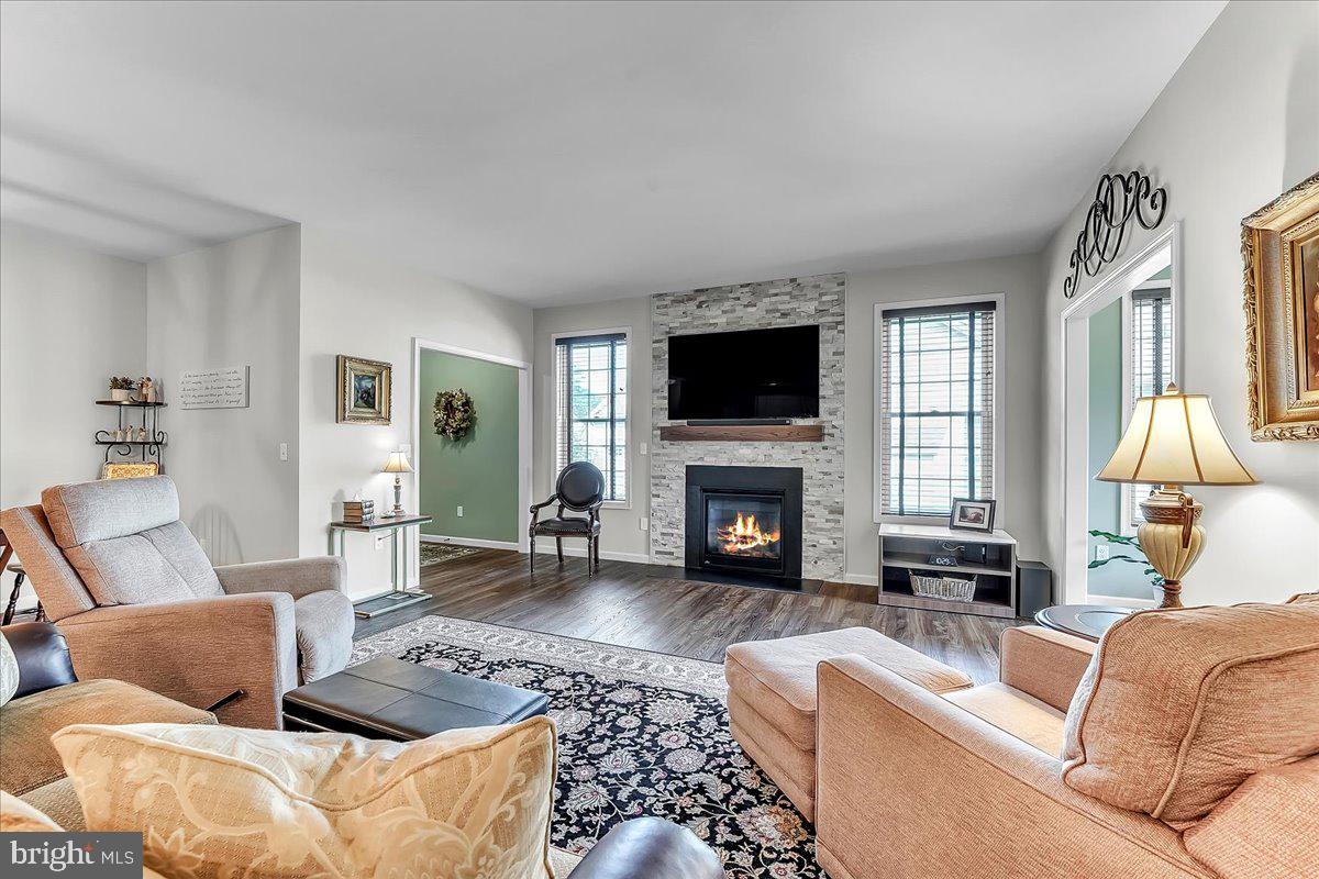 HONEYCROFT VILLAGE - Residential