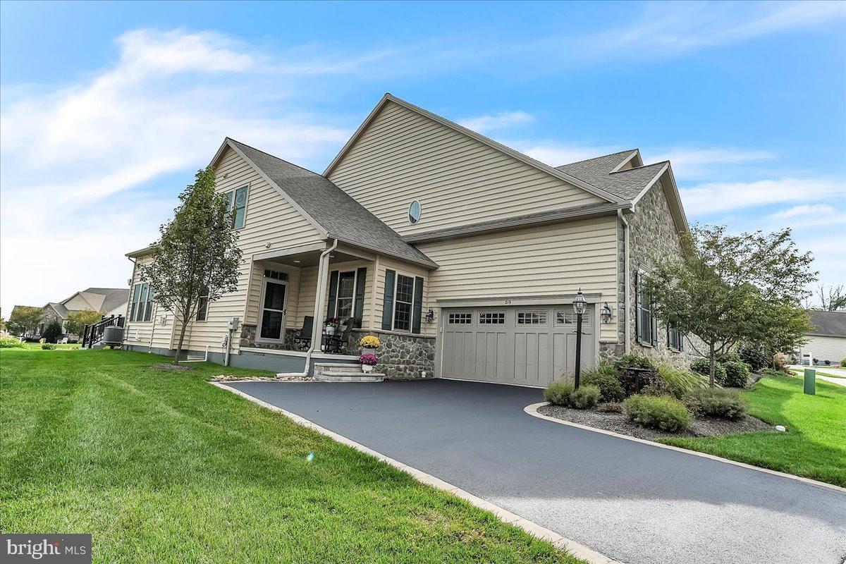 HONEYCROFT VILLAGE - Residential