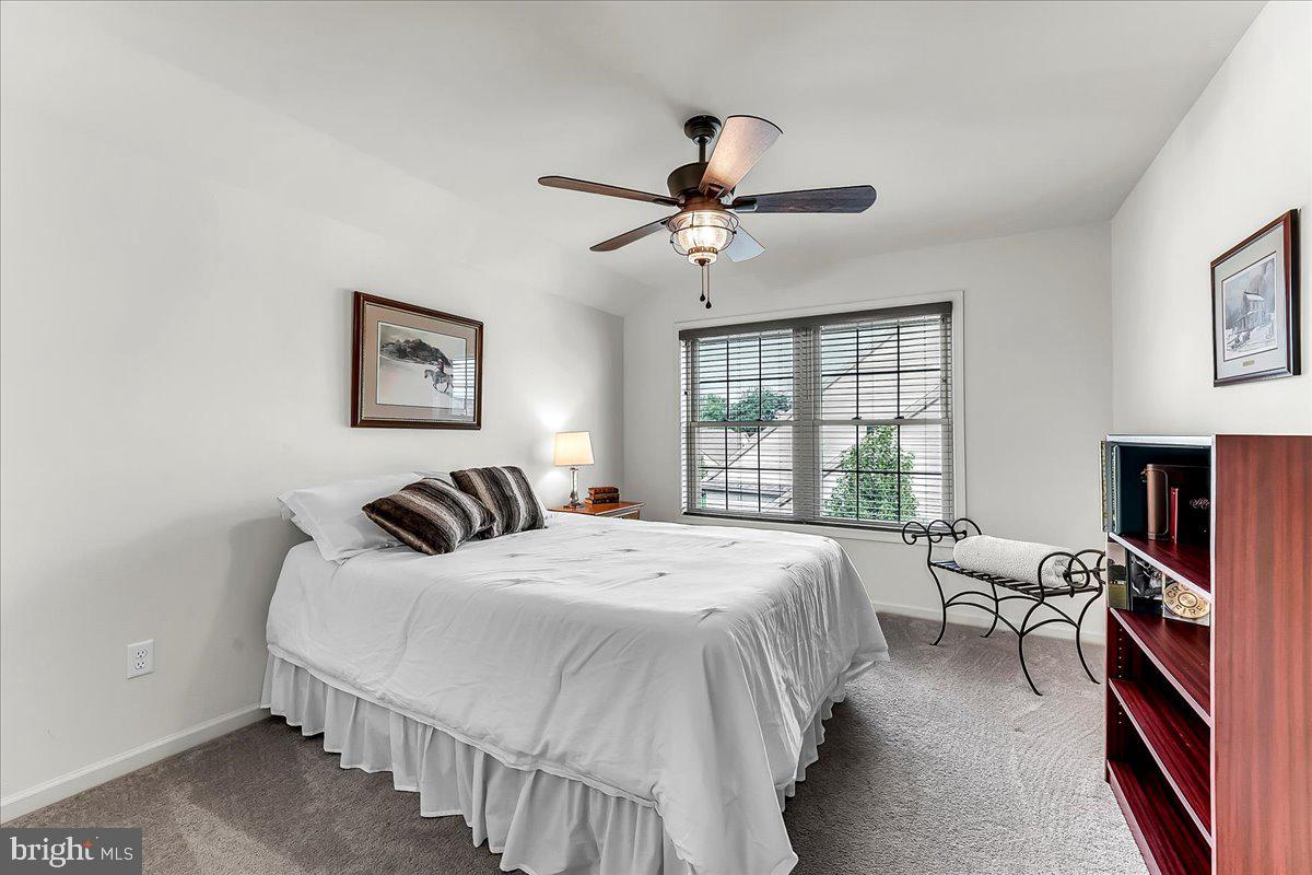 HONEYCROFT VILLAGE - Residential