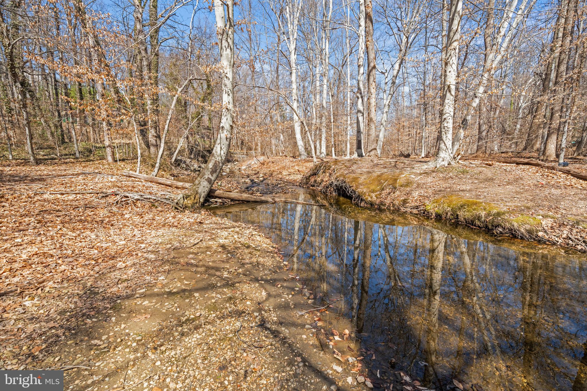 THE SEASONS - Residential