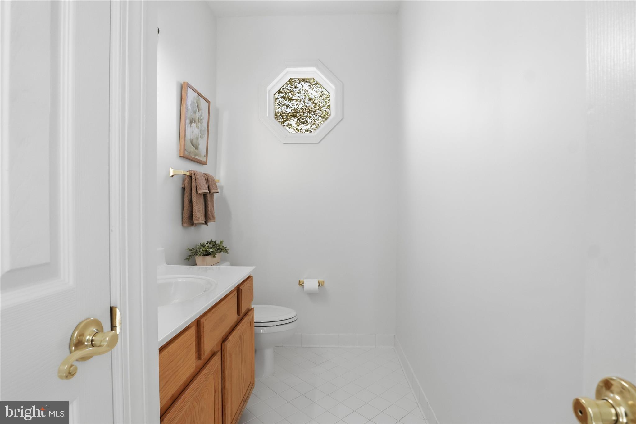 PALISADES POINTE - Residential