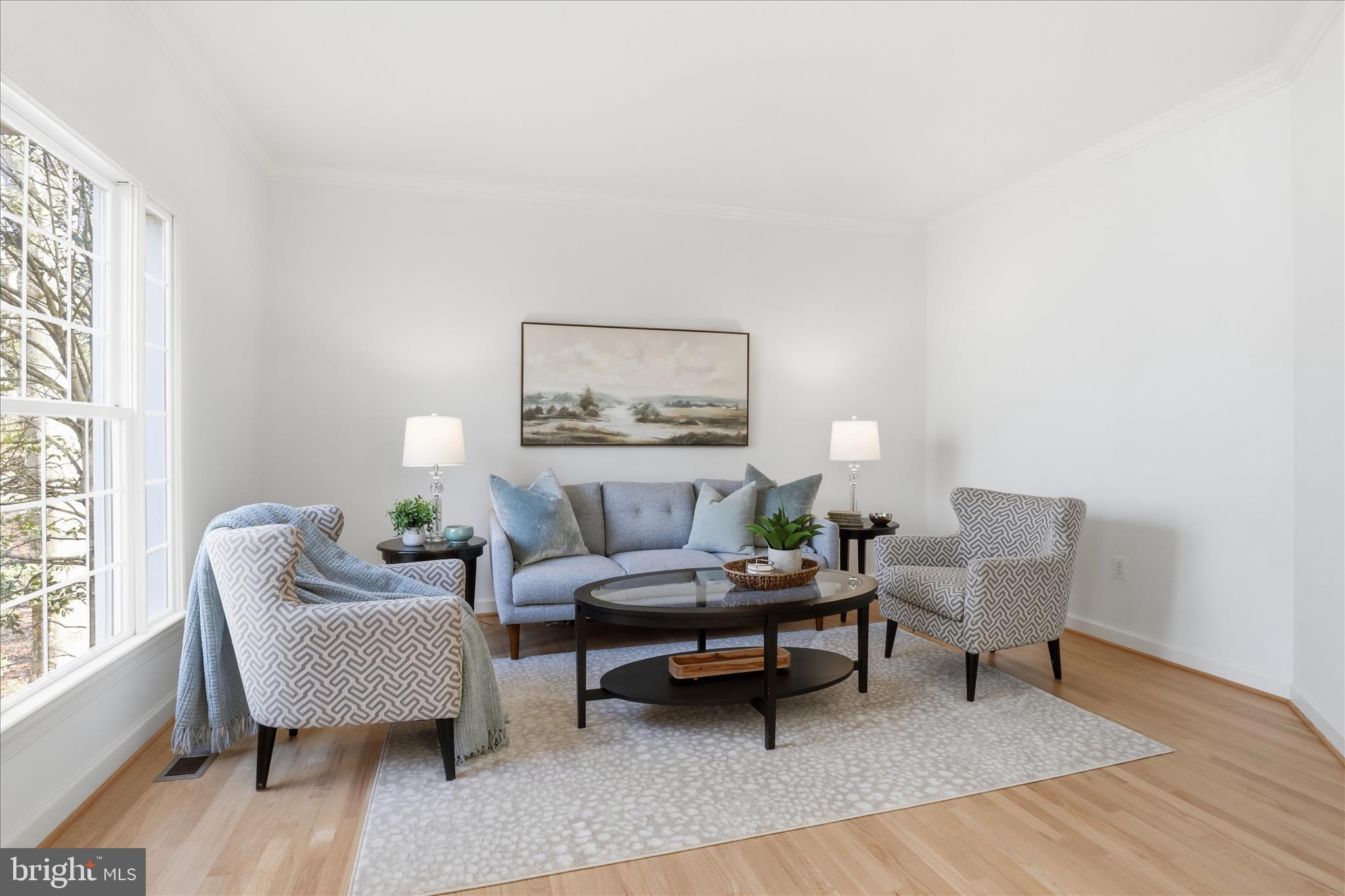 PALISADES POINTE - Residential