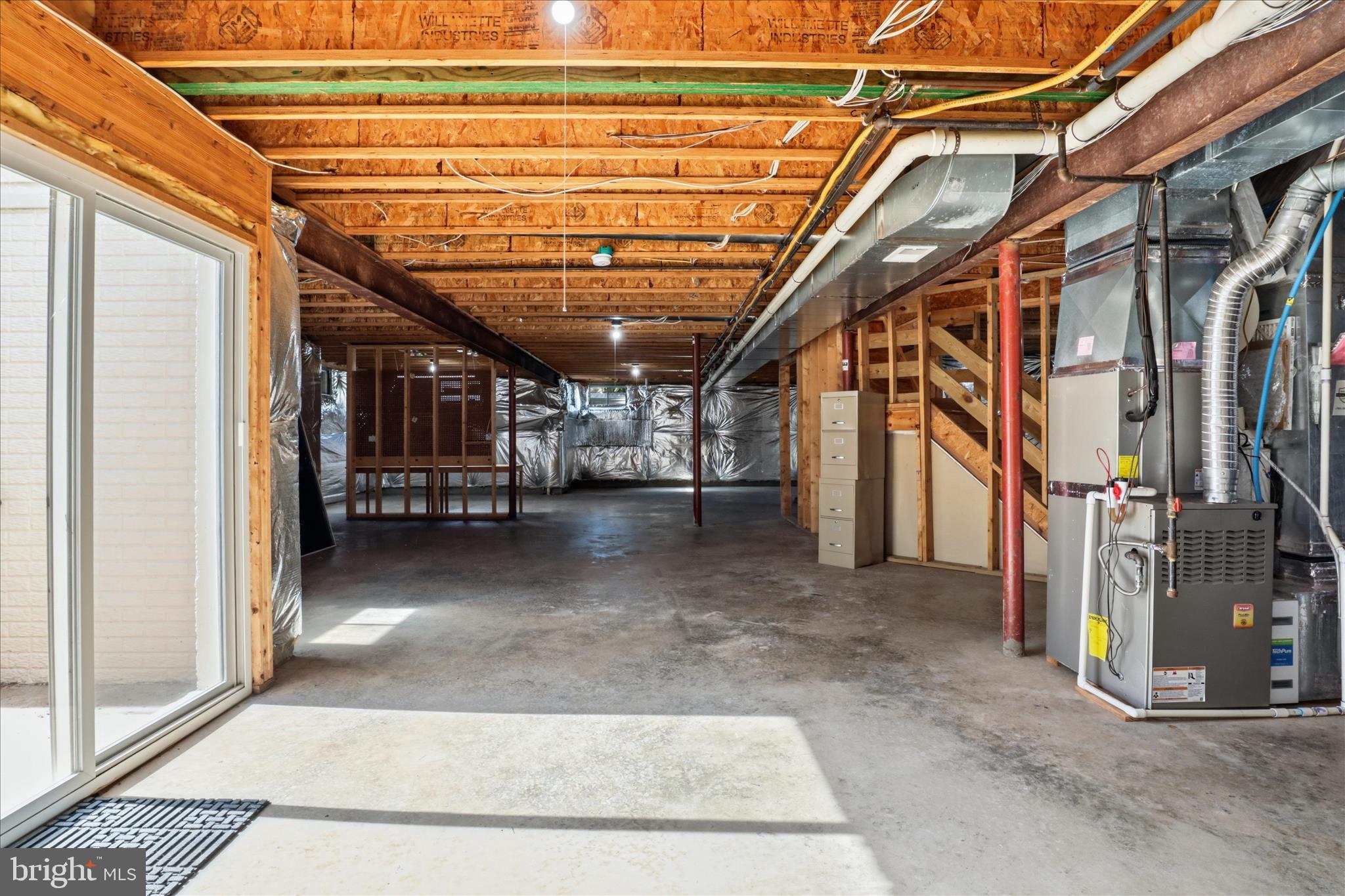 PALISADES POINTE - Residential