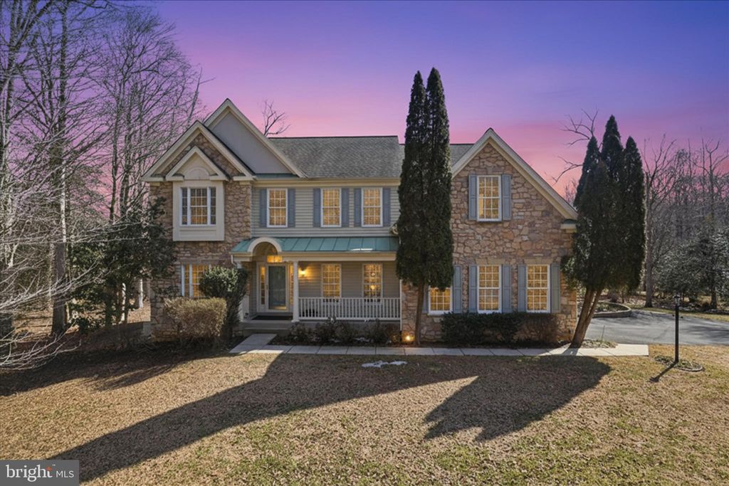 Photo of 11021 Winding Brook Court, MANASSAS, VA 20111 (MLS # VAPW2111390)