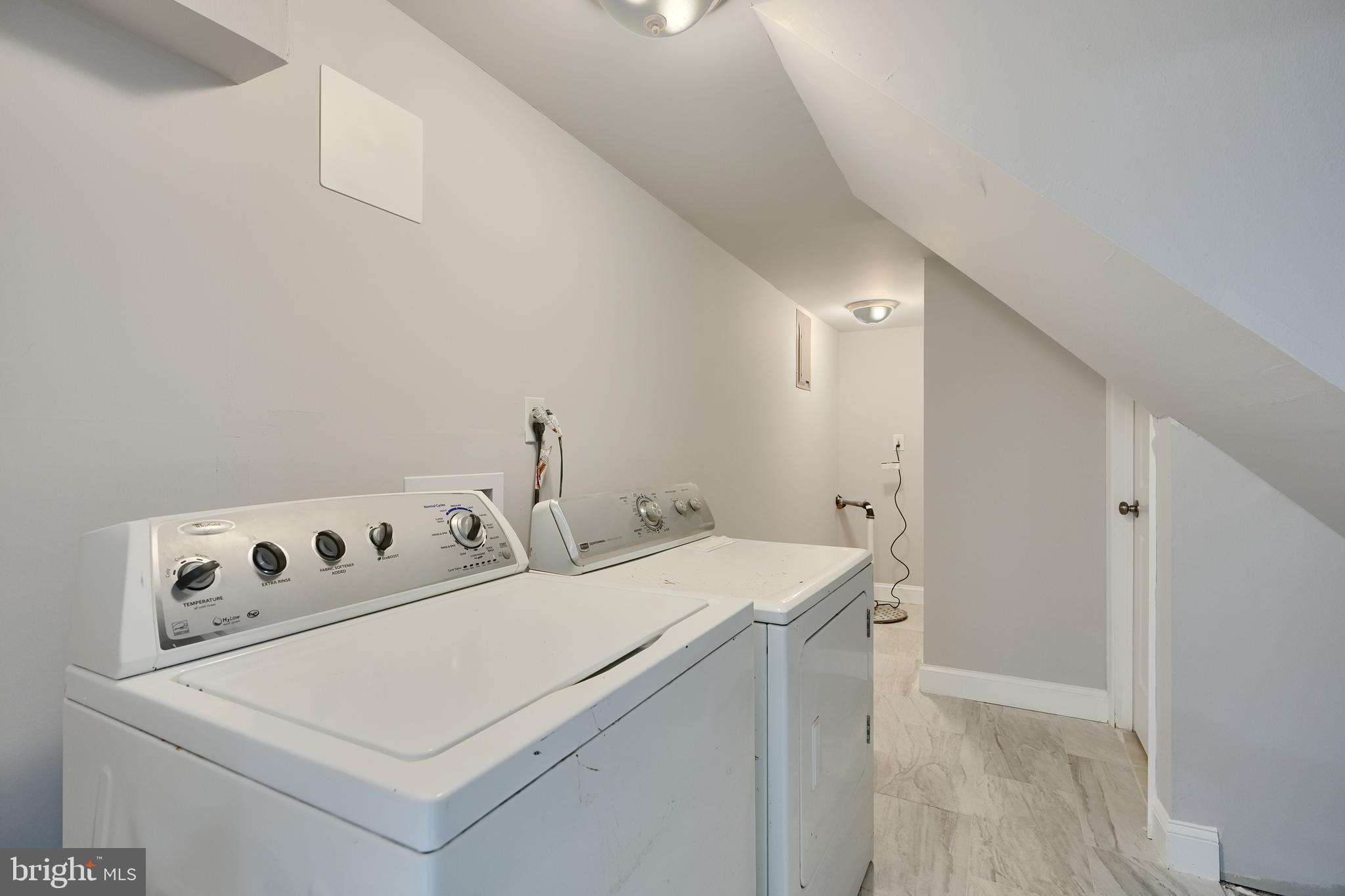 WORTHINGTON OVERLOOK - Residential