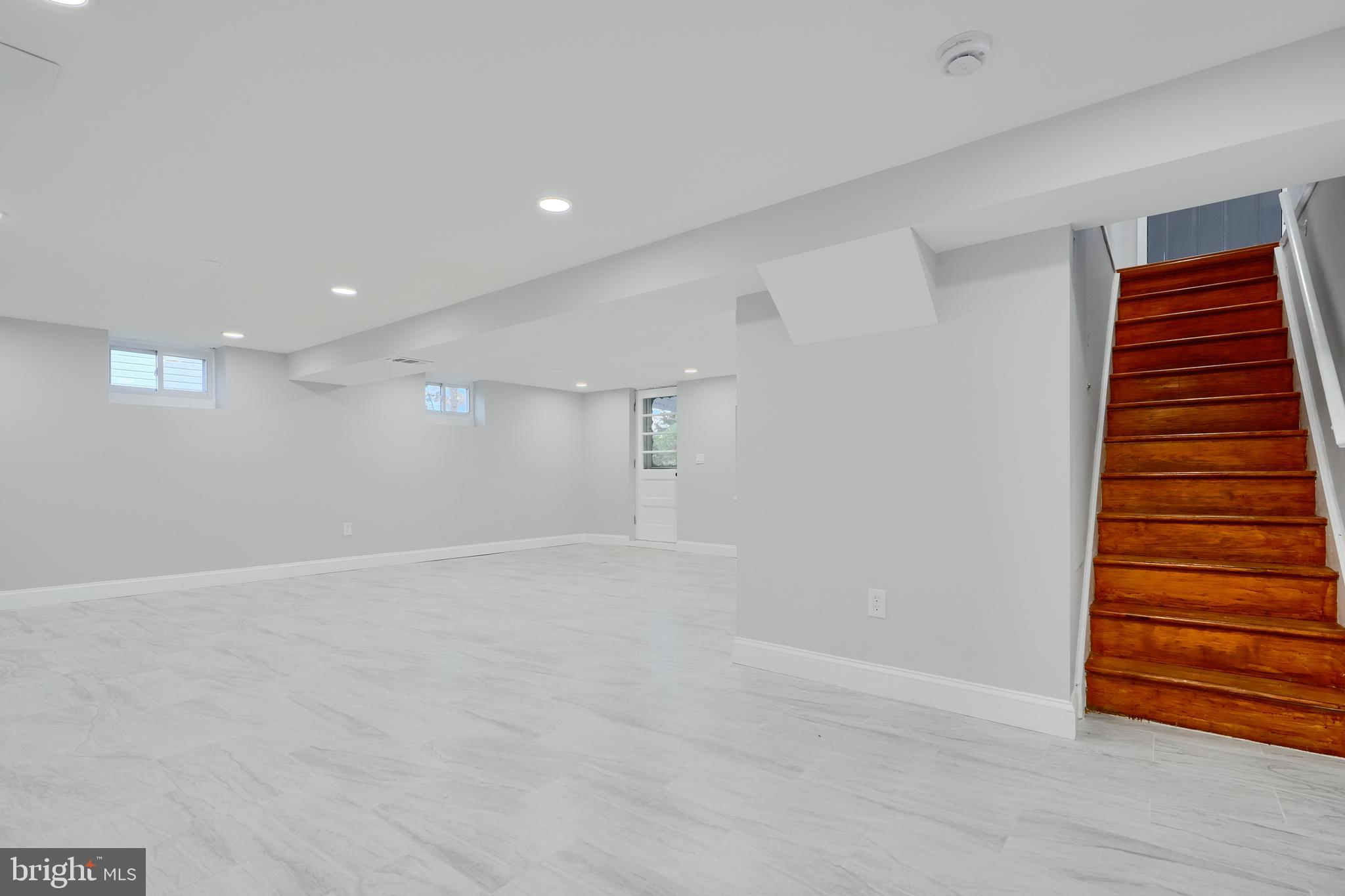 WORTHINGTON OVERLOOK - Residential