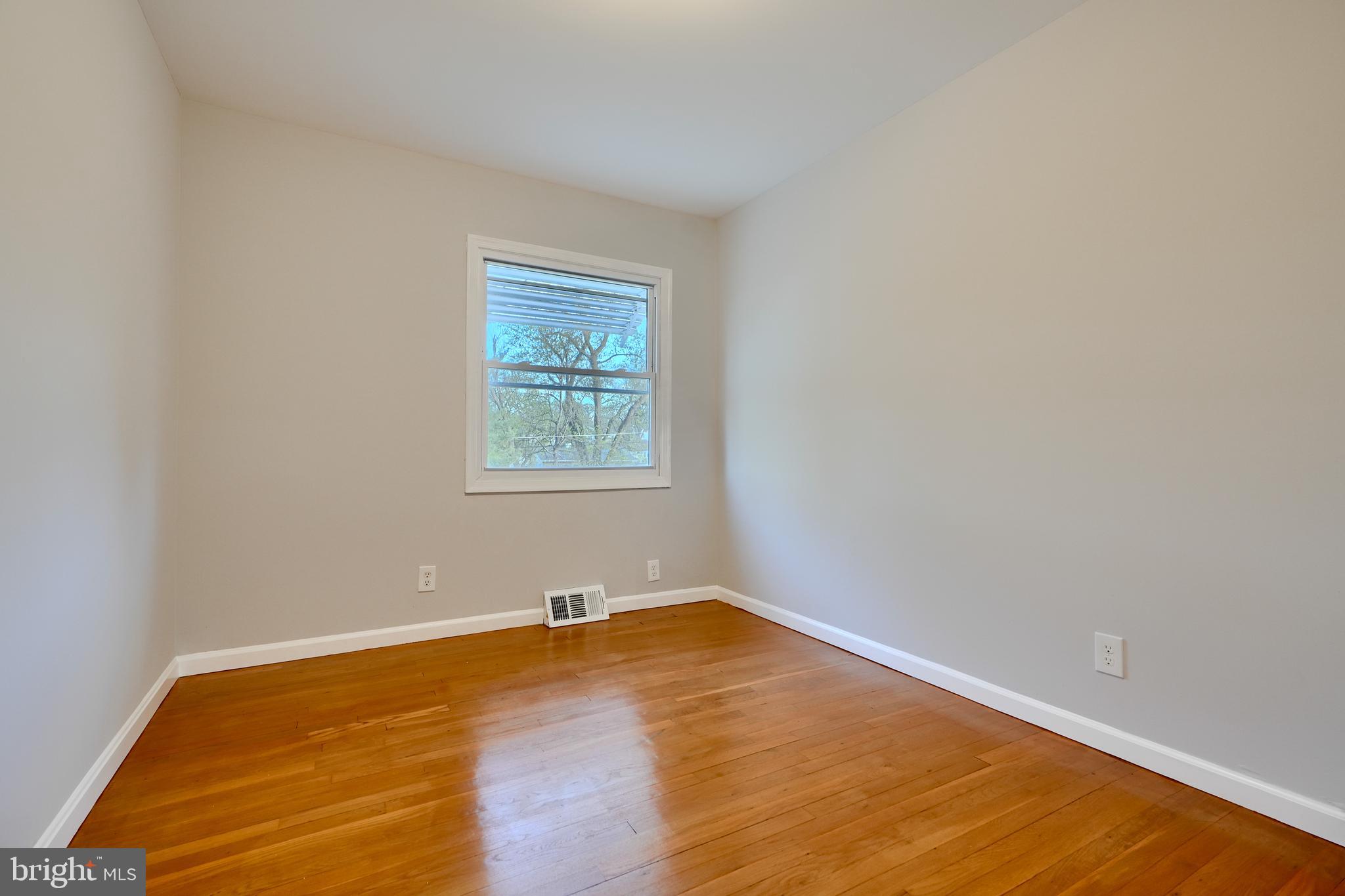 WORTHINGTON OVERLOOK - Residential