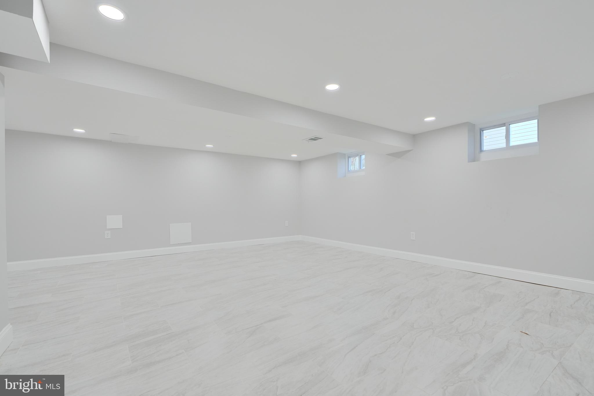 WORTHINGTON OVERLOOK - Residential