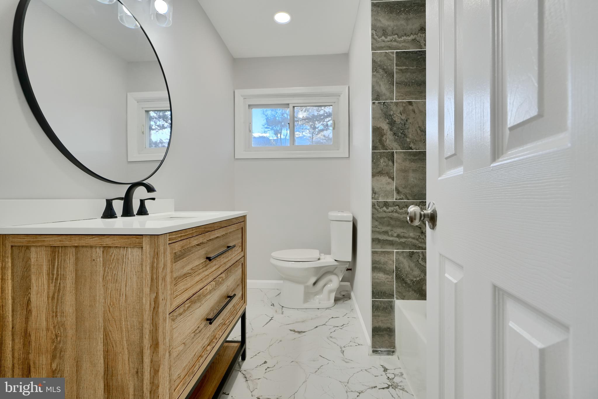 WORTHINGTON OVERLOOK - Residential