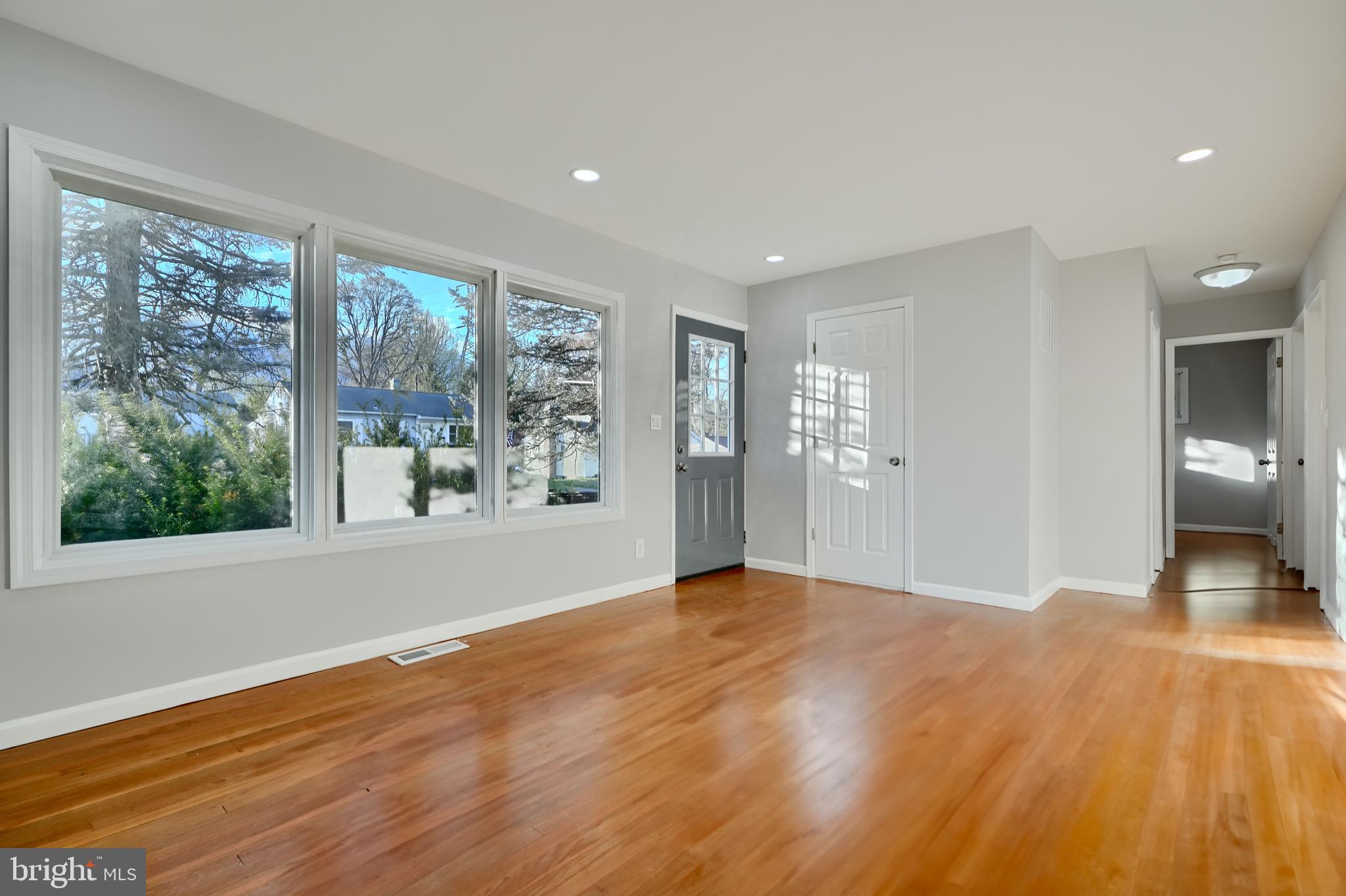 WORTHINGTON OVERLOOK - Residential