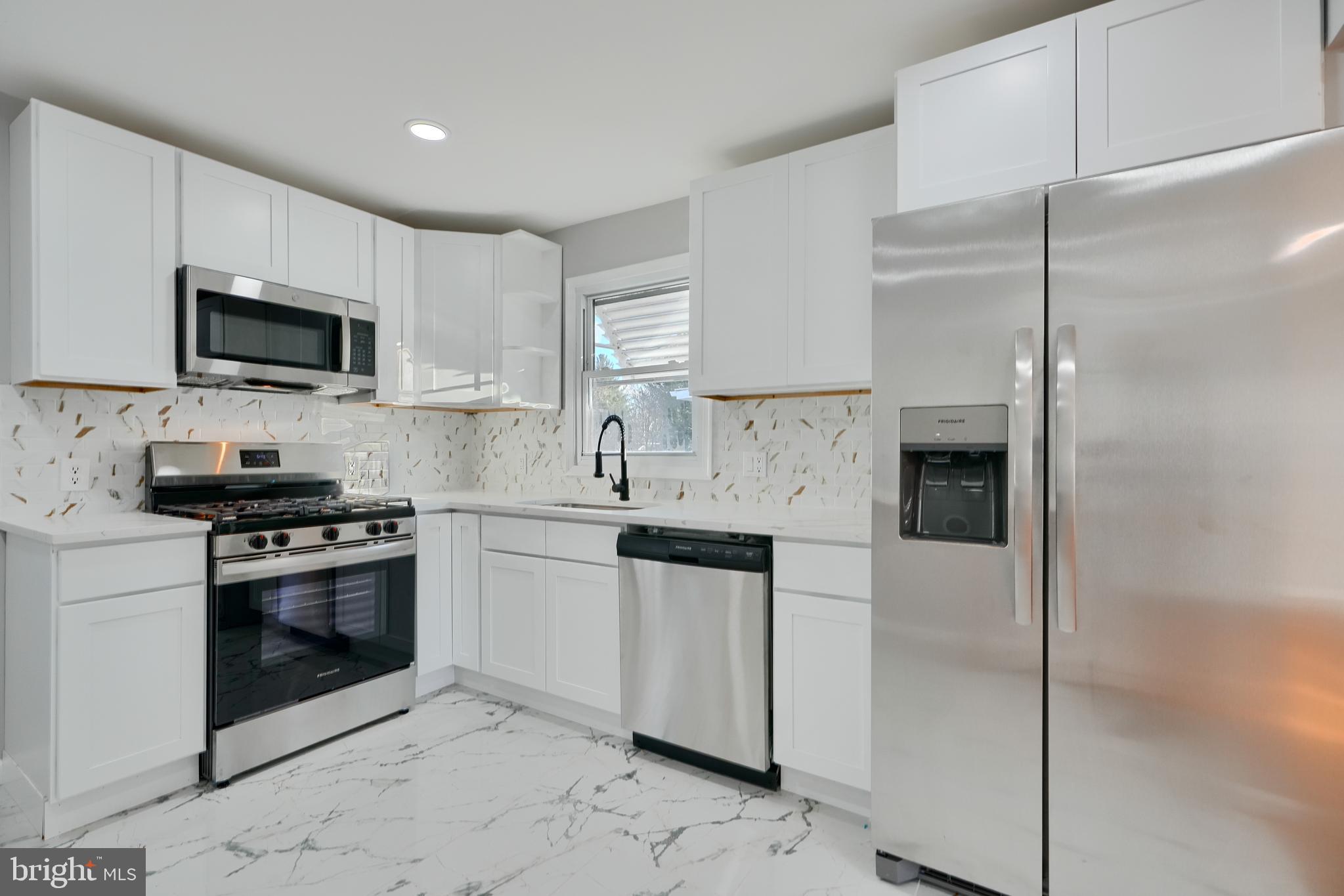 WORTHINGTON OVERLOOK - Residential