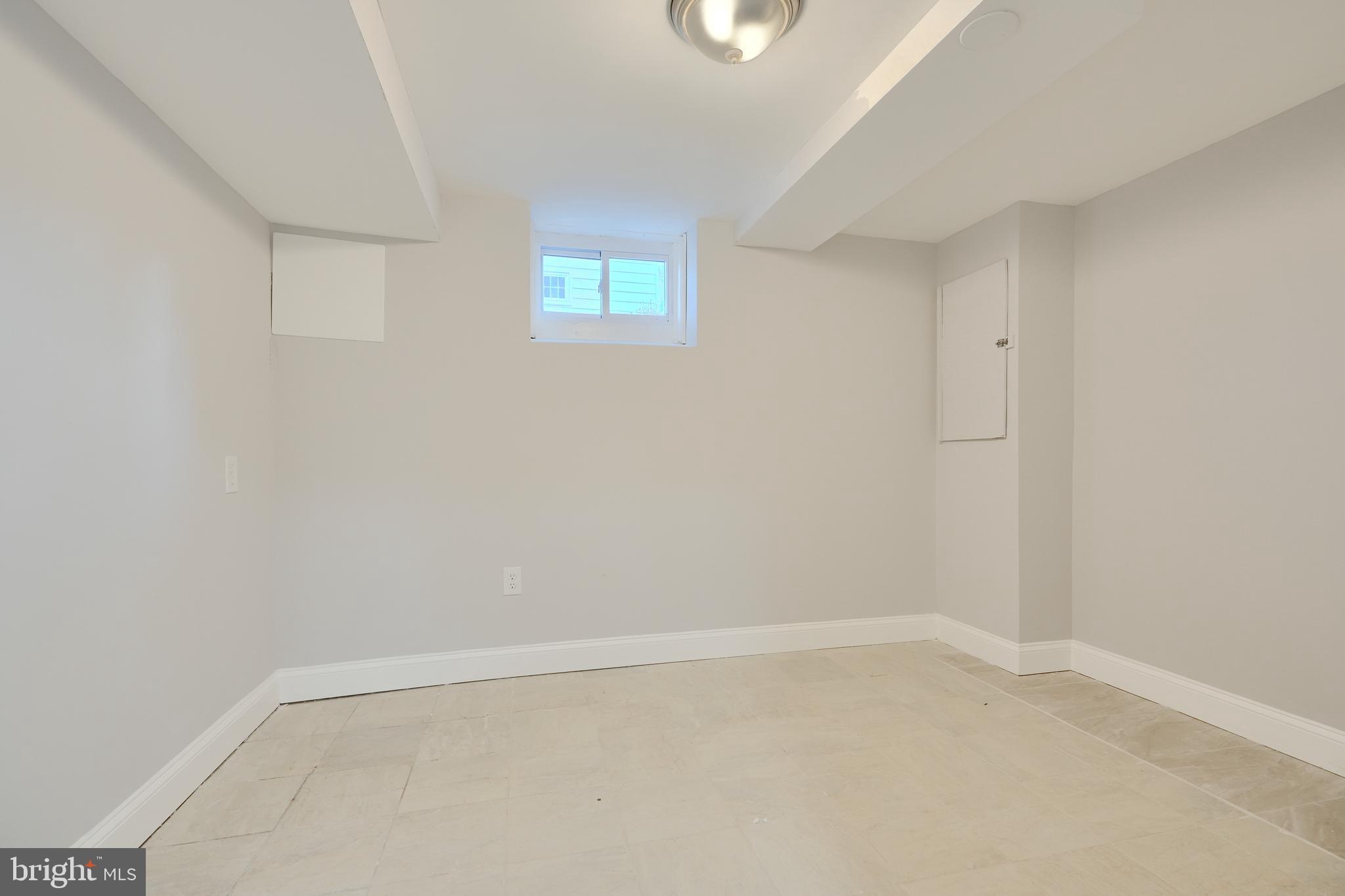 WORTHINGTON OVERLOOK - Residential