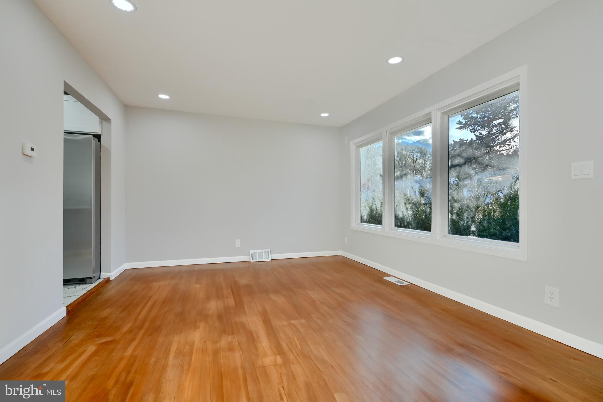 WORTHINGTON OVERLOOK - Residential