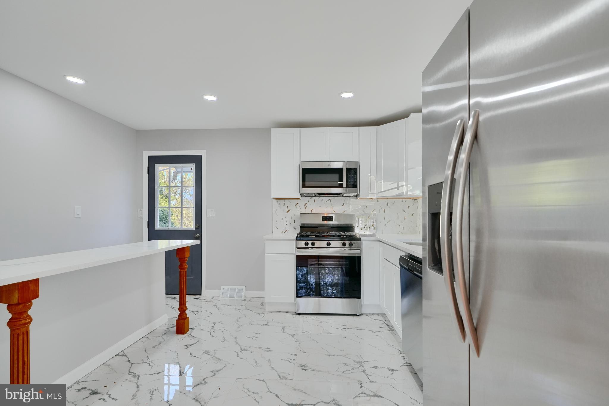 WORTHINGTON OVERLOOK - Residential