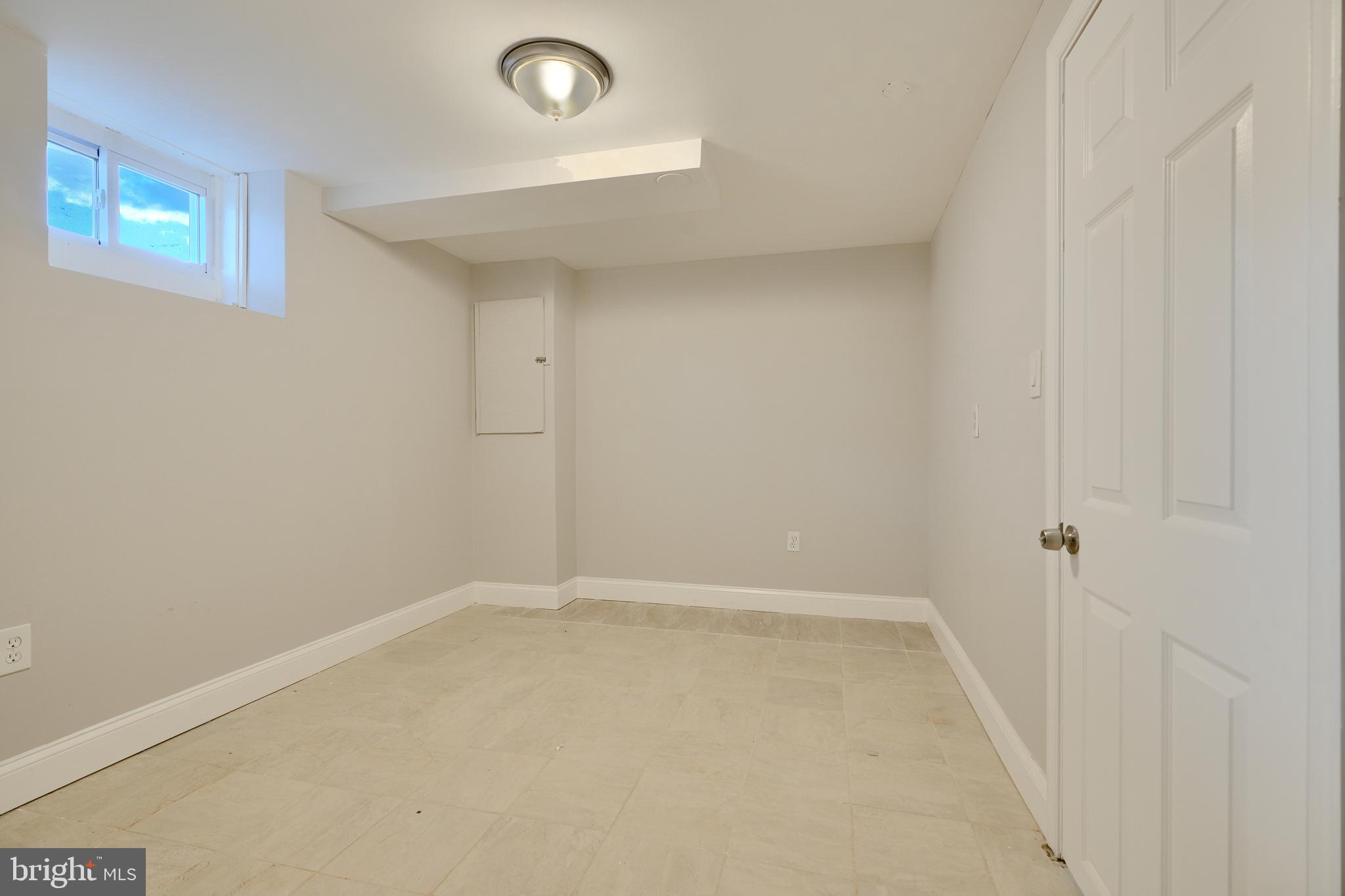 WORTHINGTON OVERLOOK - Residential