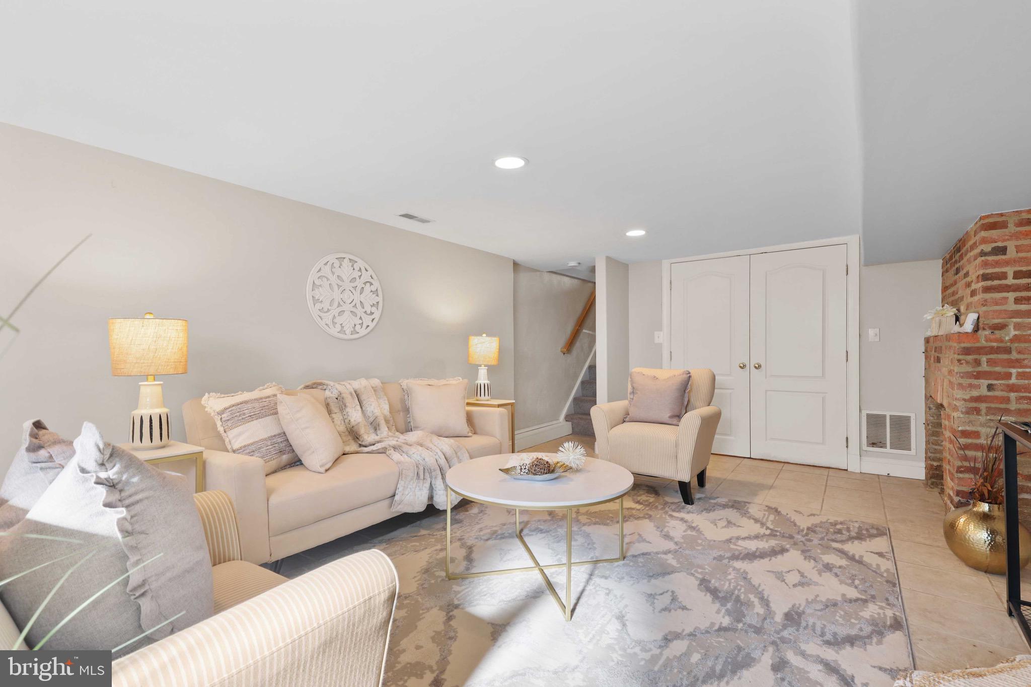 FELLS POINT HISTORIC DISTRICT - Residential