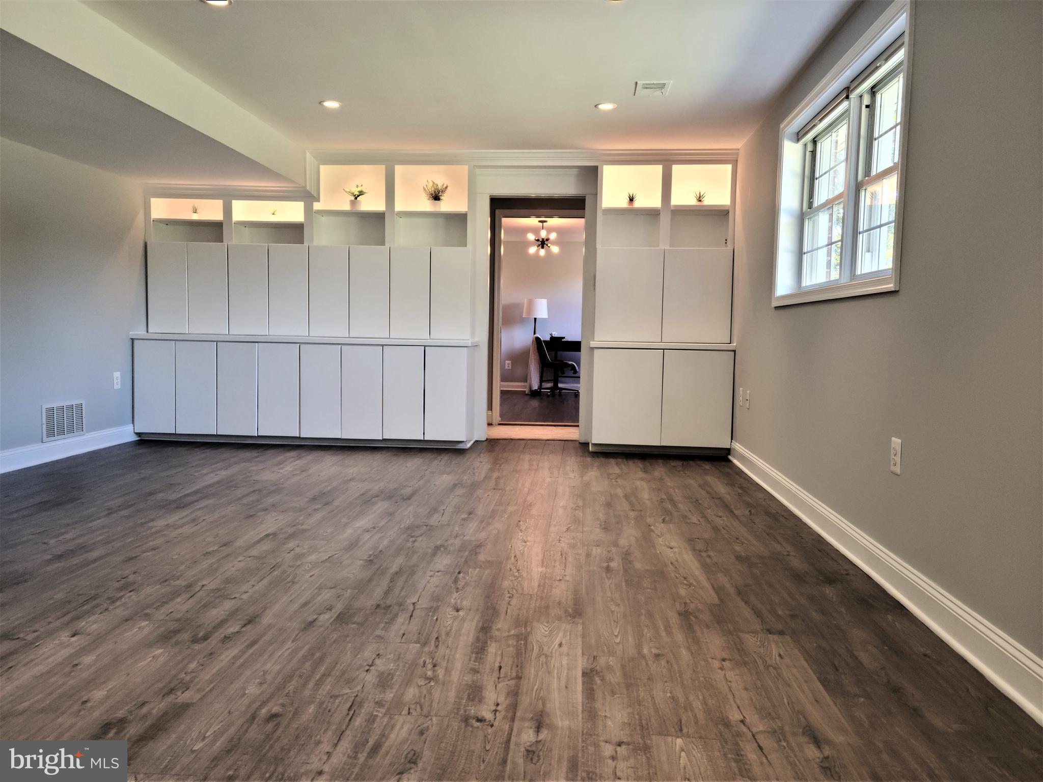 MONTICELLO WOODS - Residential