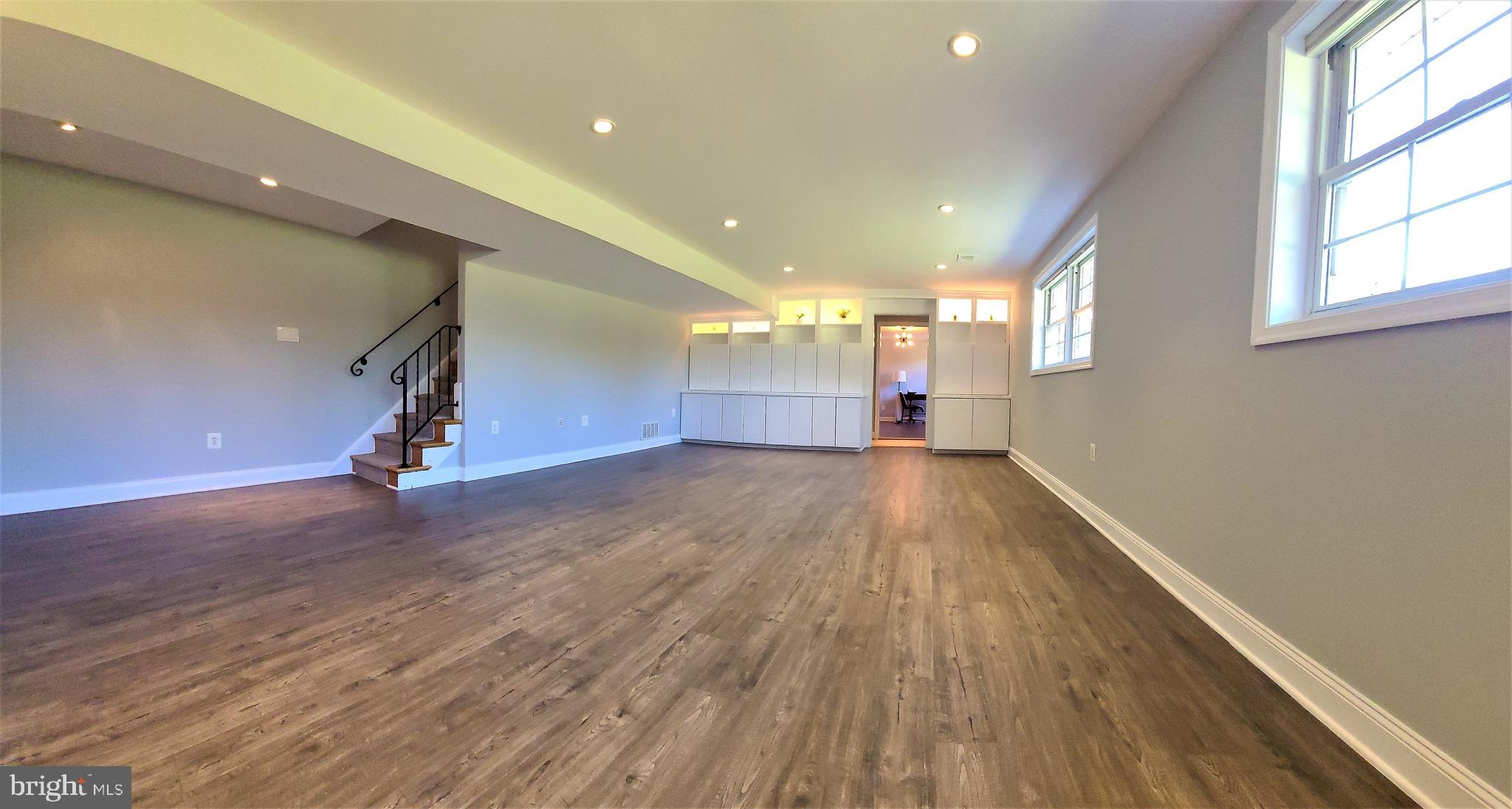 MONTICELLO WOODS - Residential