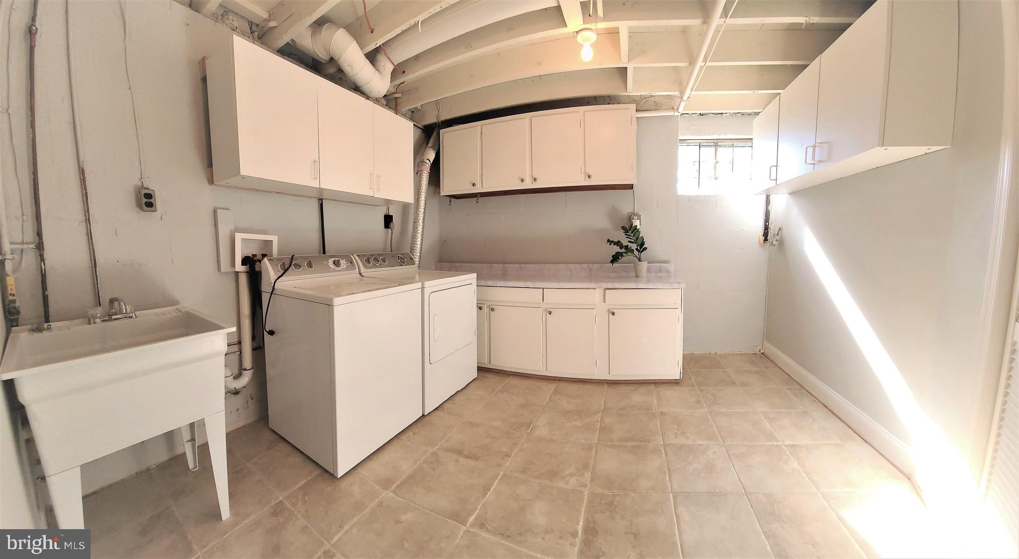 MONTICELLO WOODS - Residential