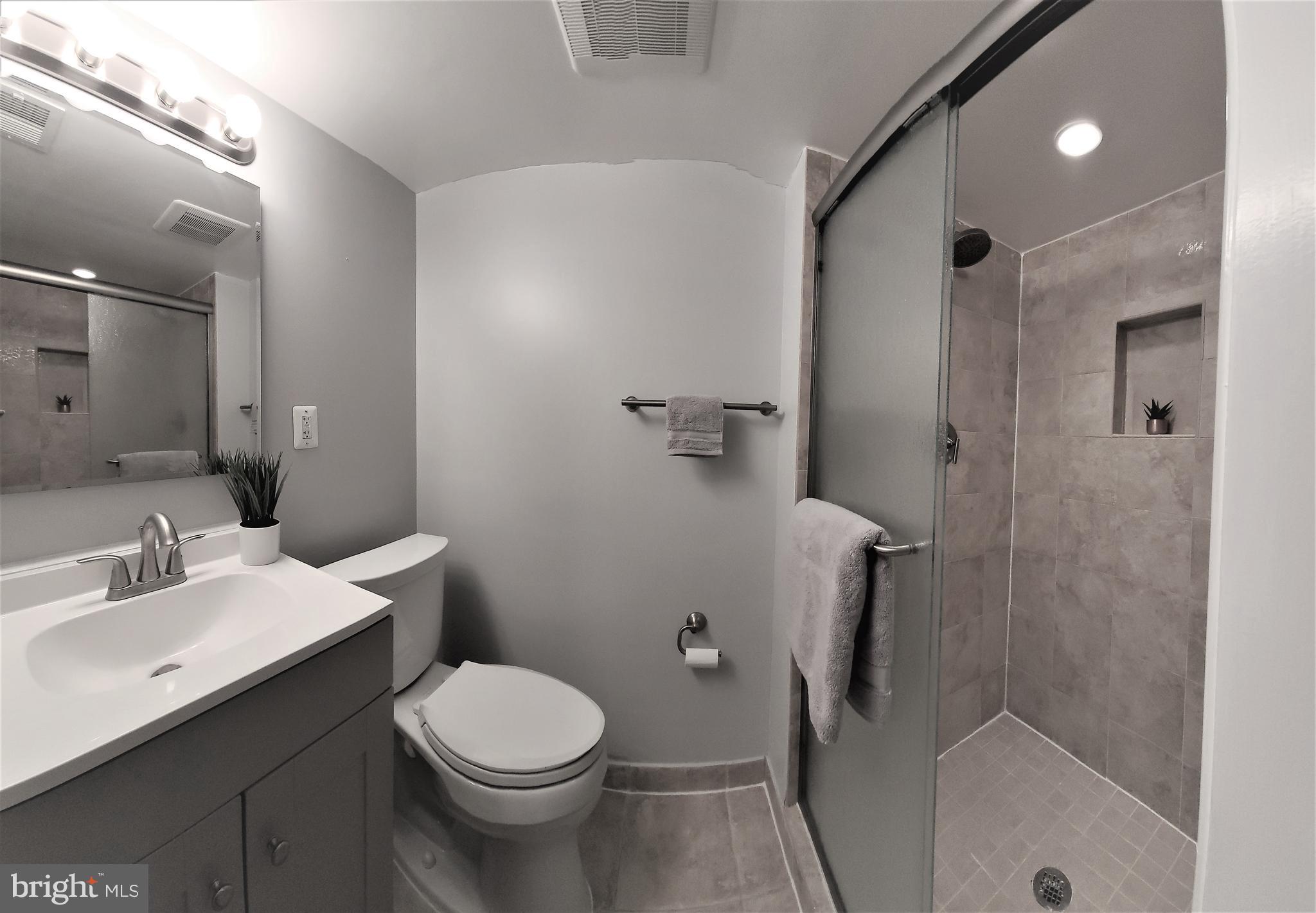 MONTICELLO WOODS - Residential