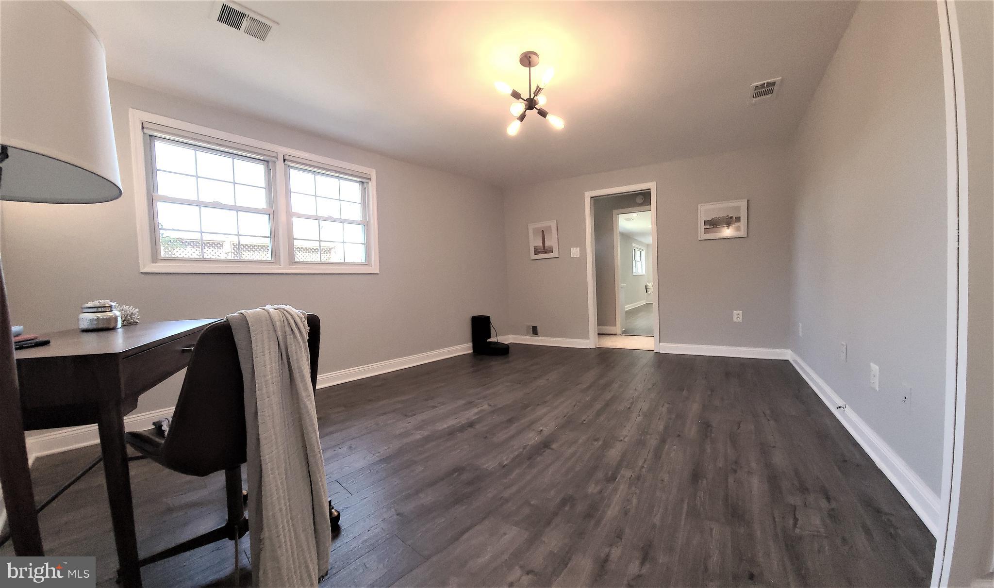 MONTICELLO WOODS - Residential