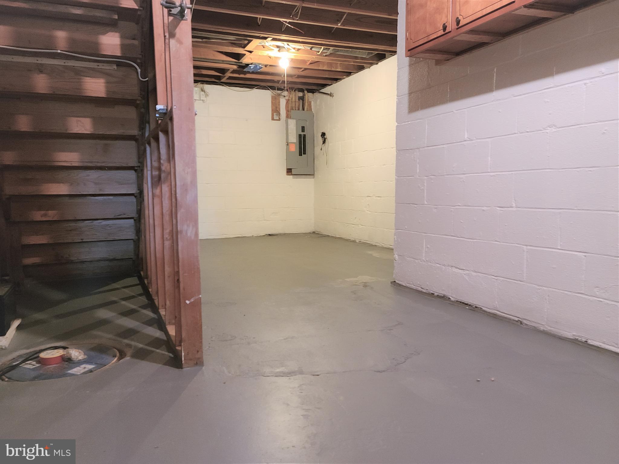 MONTICELLO WOODS - Residential