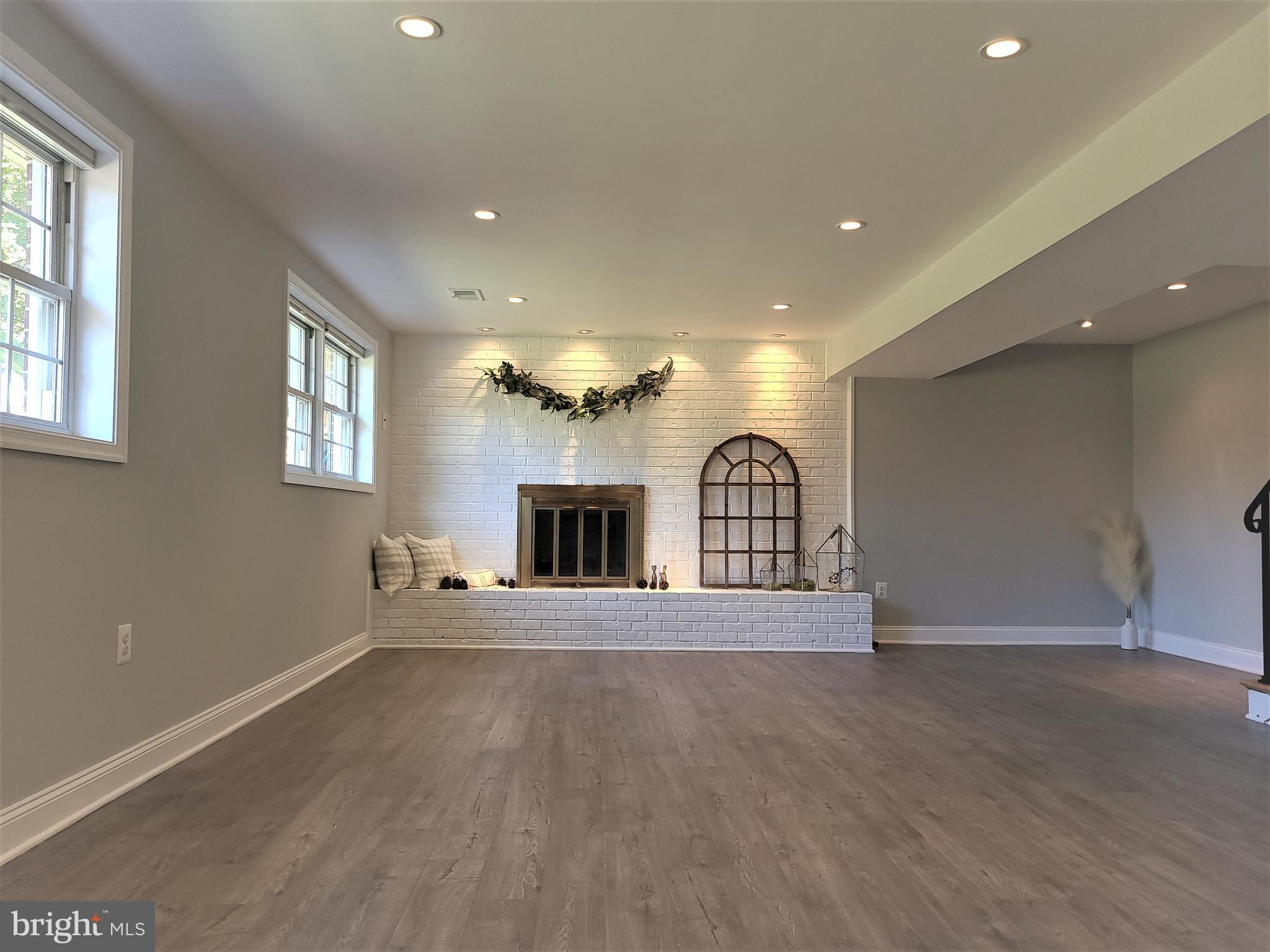 MONTICELLO WOODS - Residential