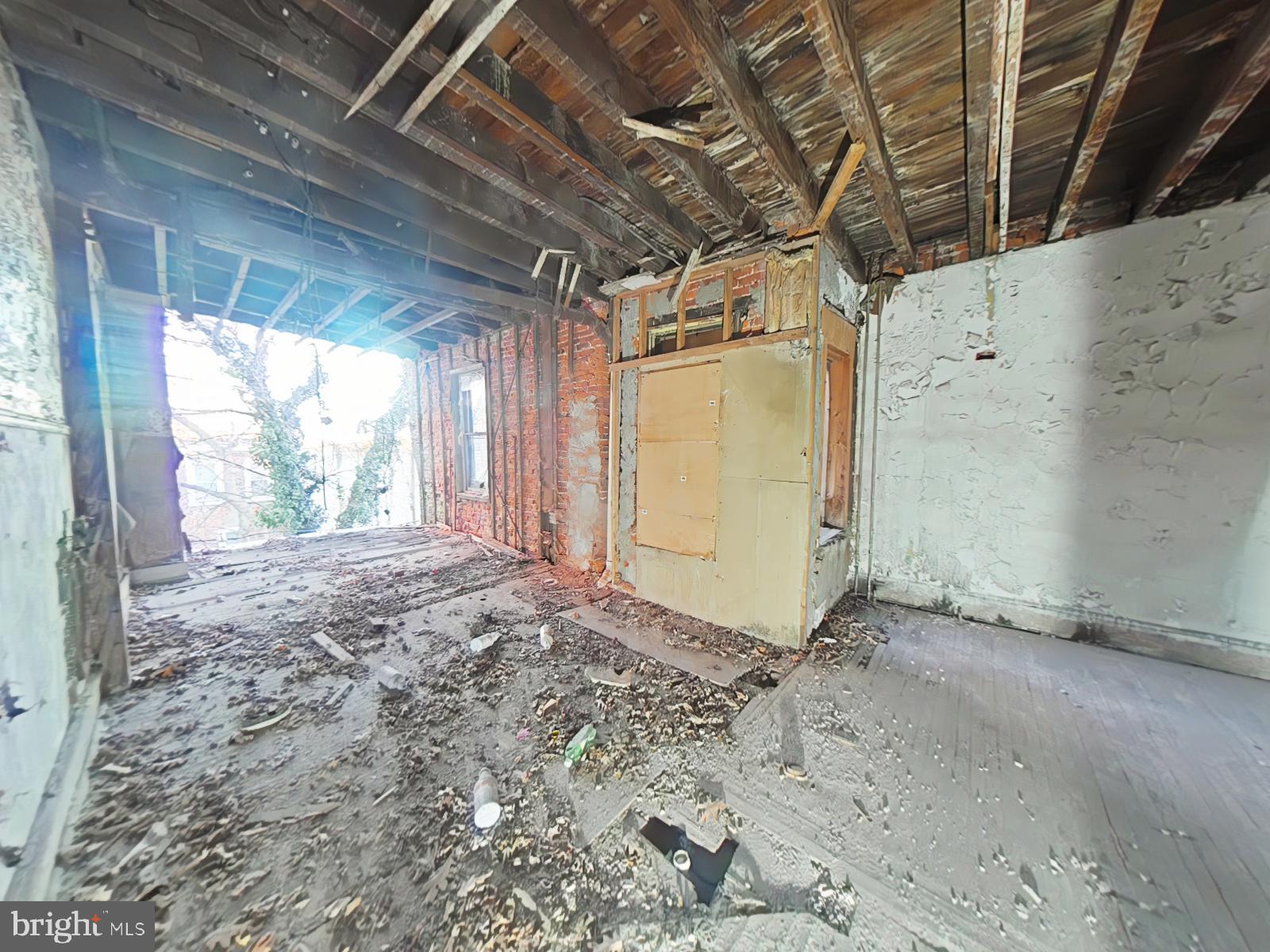 NICETOWN-TIOGA - Residential Income