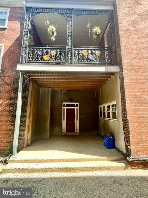 708 FRANKLIN ST. N FLOOR 3