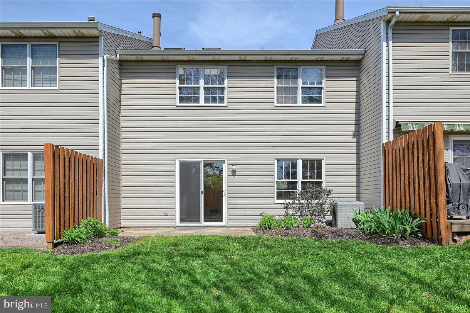 STONEGATE VILLAGE CONDO - Residential