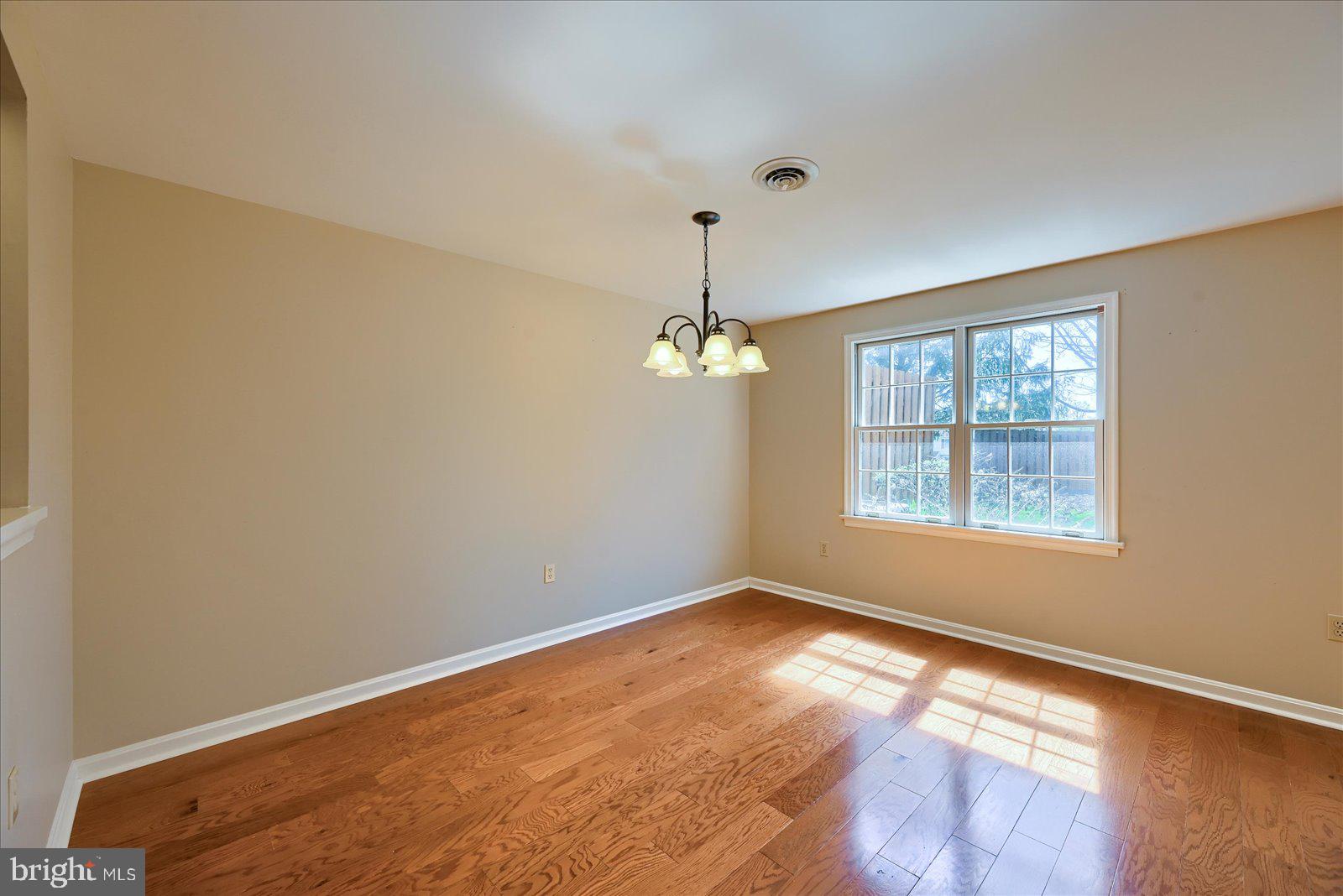 STONEGATE VILLAGE CONDO - Residential