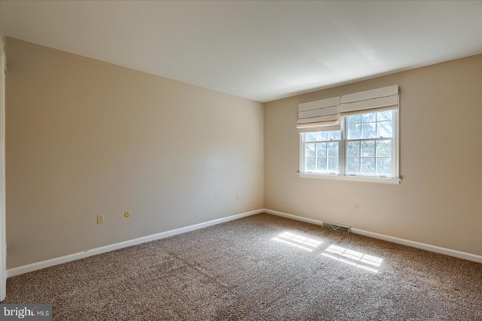 STONEGATE VILLAGE CONDO - Residential