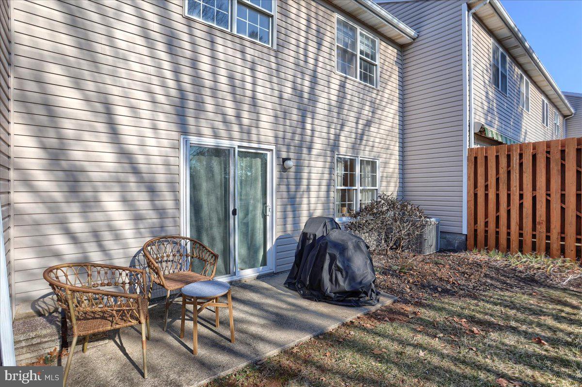 STONEGATE VILLAGE CONDO - Residential