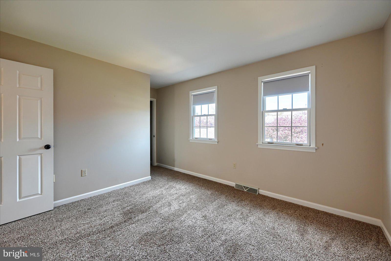 STONEGATE VILLAGE CONDO - Residential