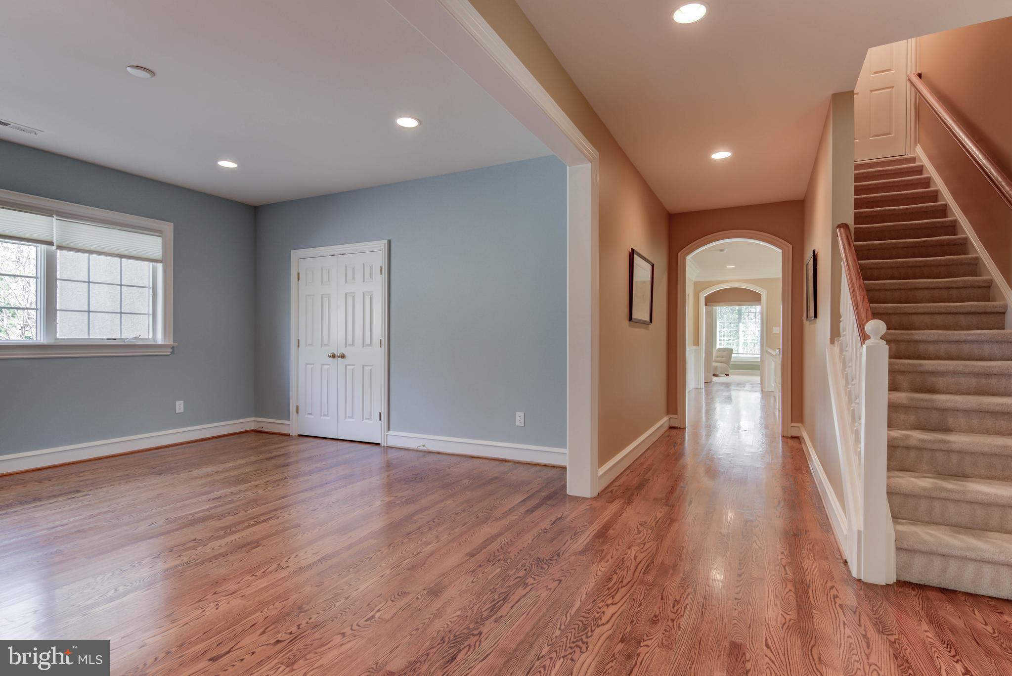 SAYBROOK - Residential