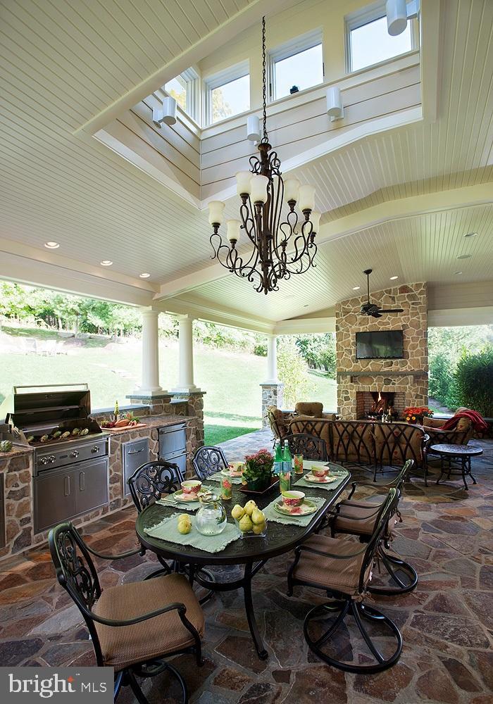 SAYBROOK - Residential