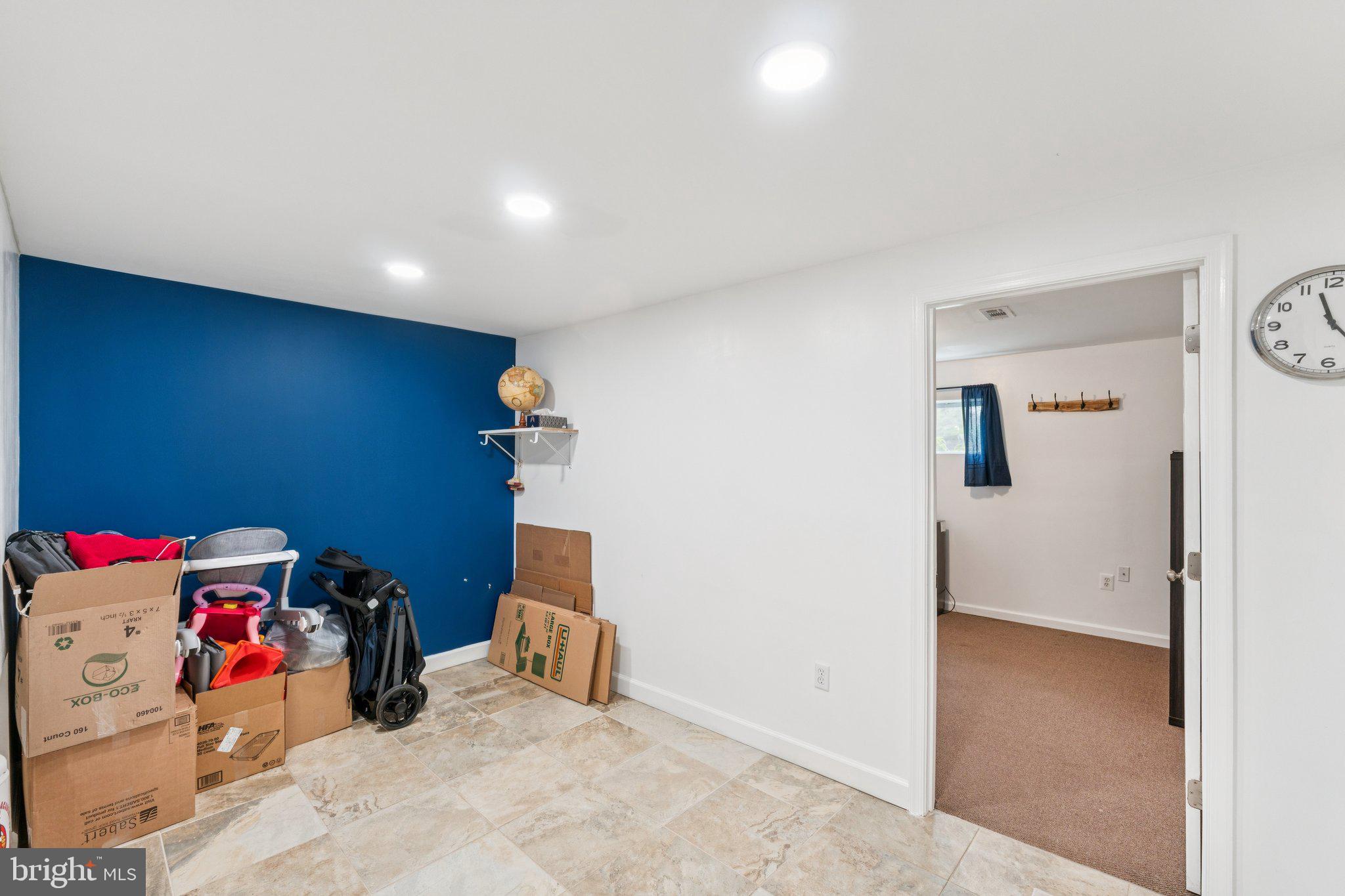 GREENWOOD KNOLLS - Residential