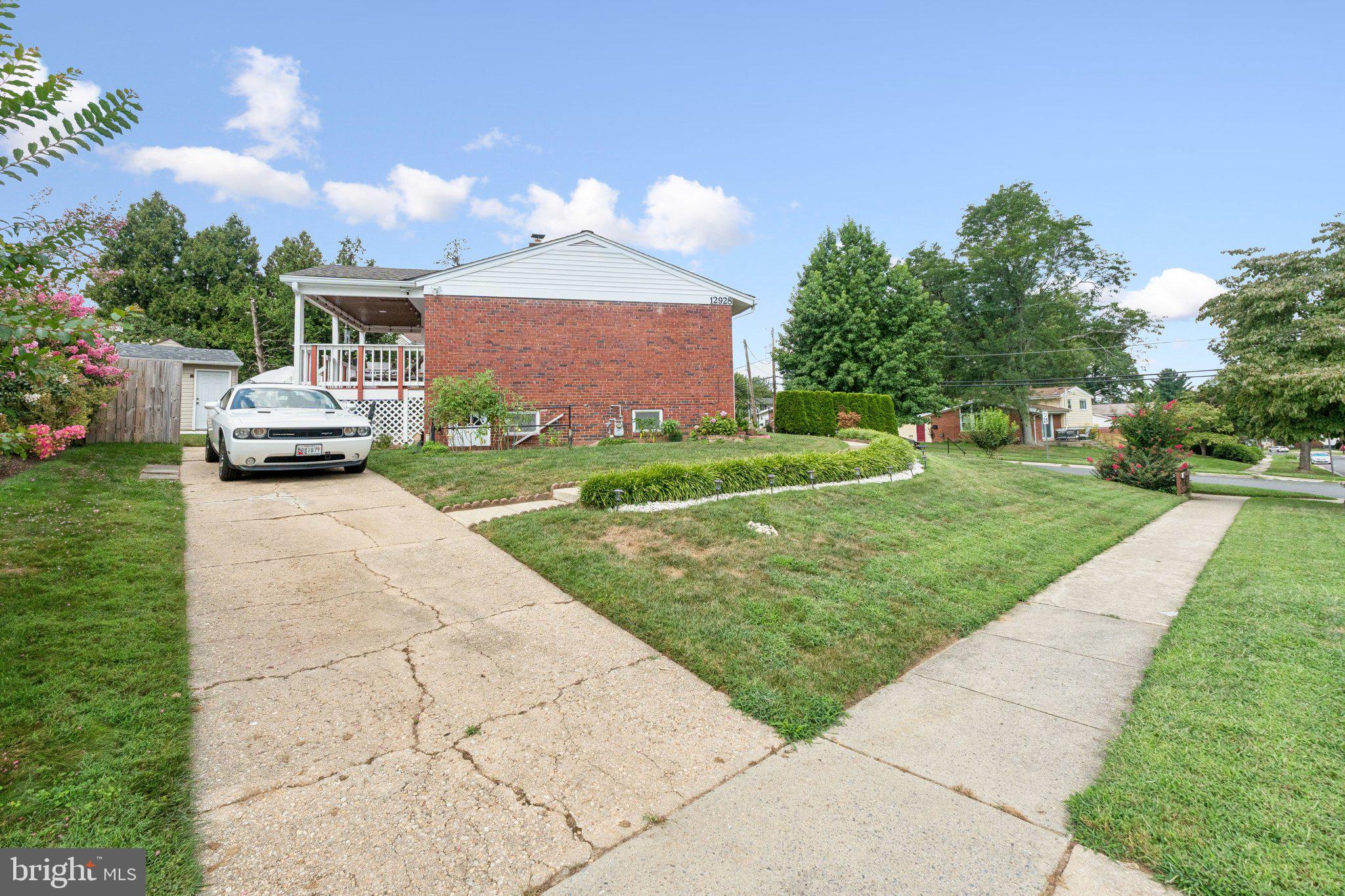 GREENWOOD KNOLLS - Residential