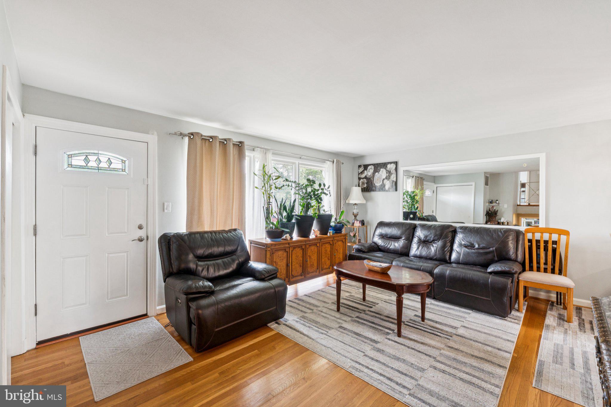 GREENWOOD KNOLLS - Residential