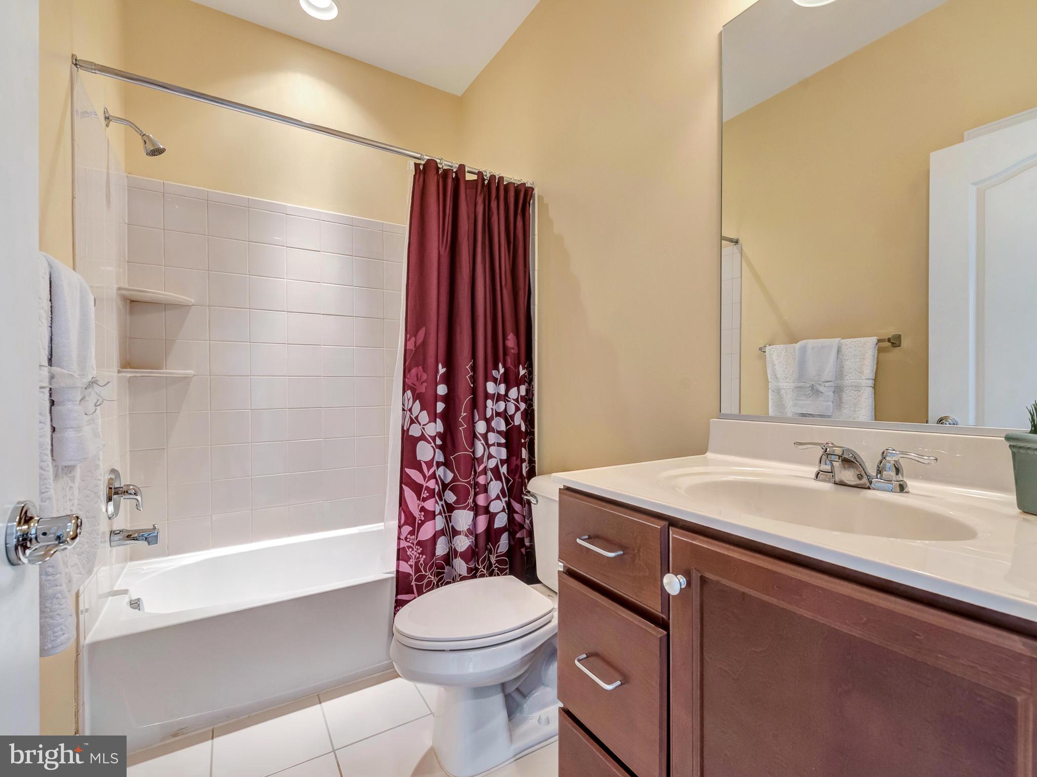 URBANA HIGHLANDS - Residential