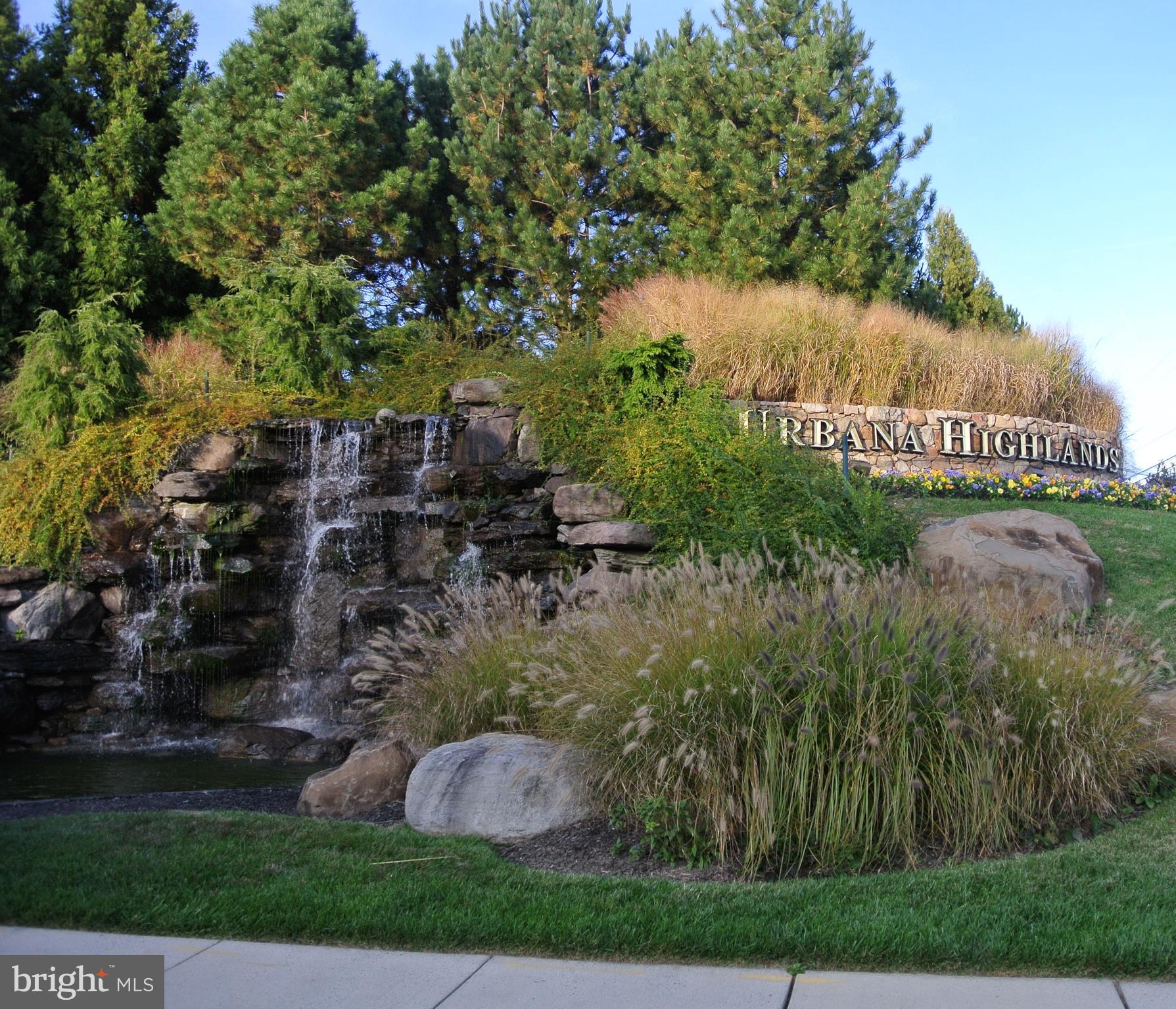 URBANA HIGHLANDS - Residential